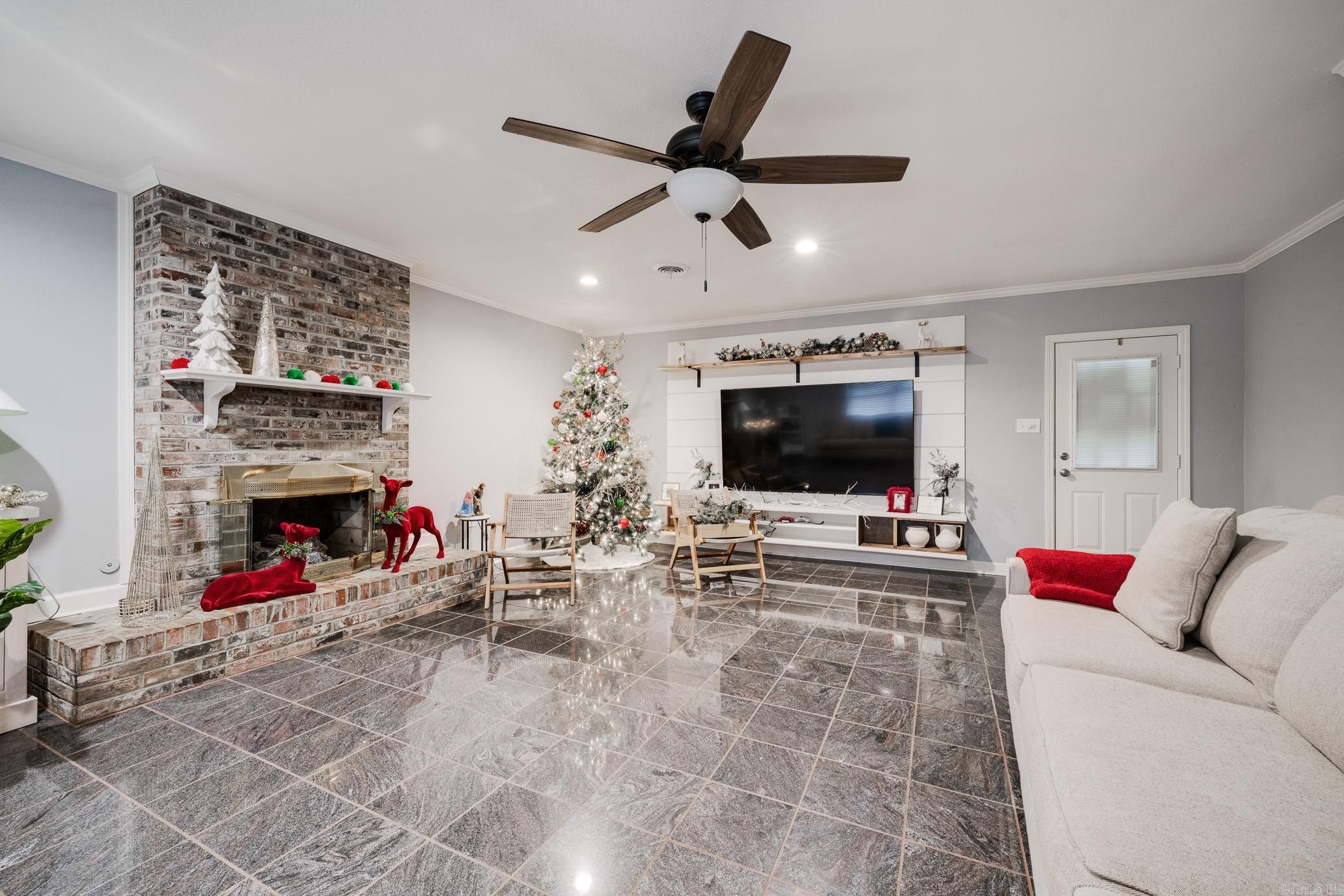 2860 Broadmoor Drive