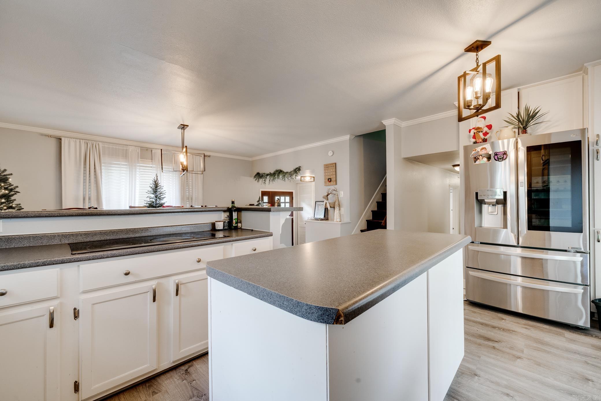 2860 Broadmoor Drive