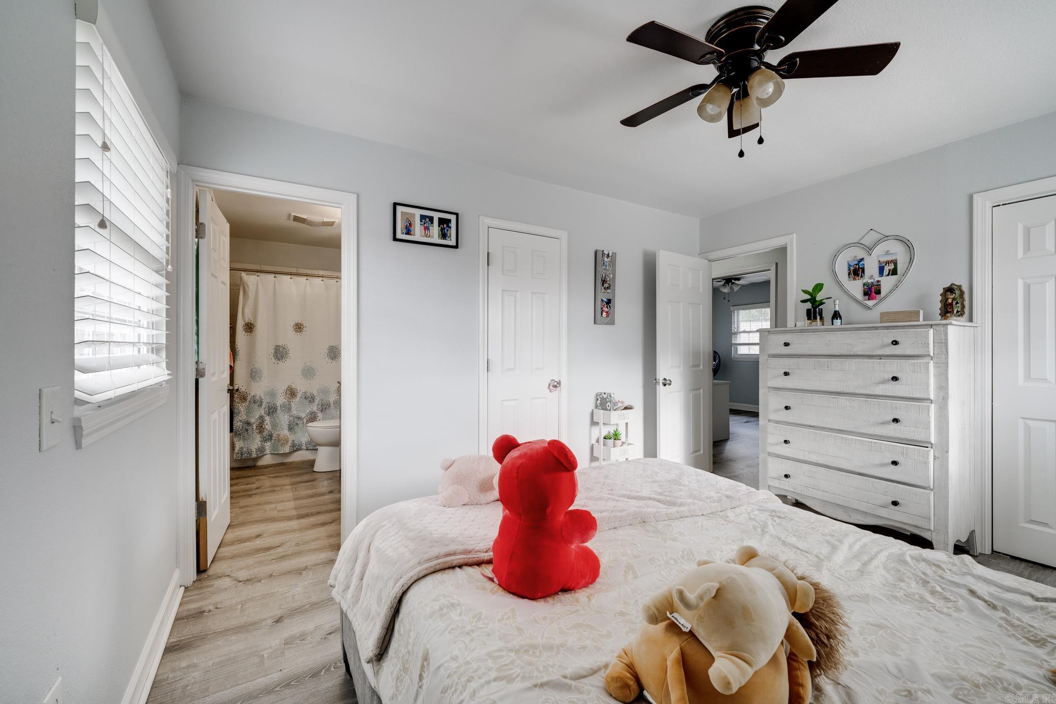 2860 Broadmoor Drive