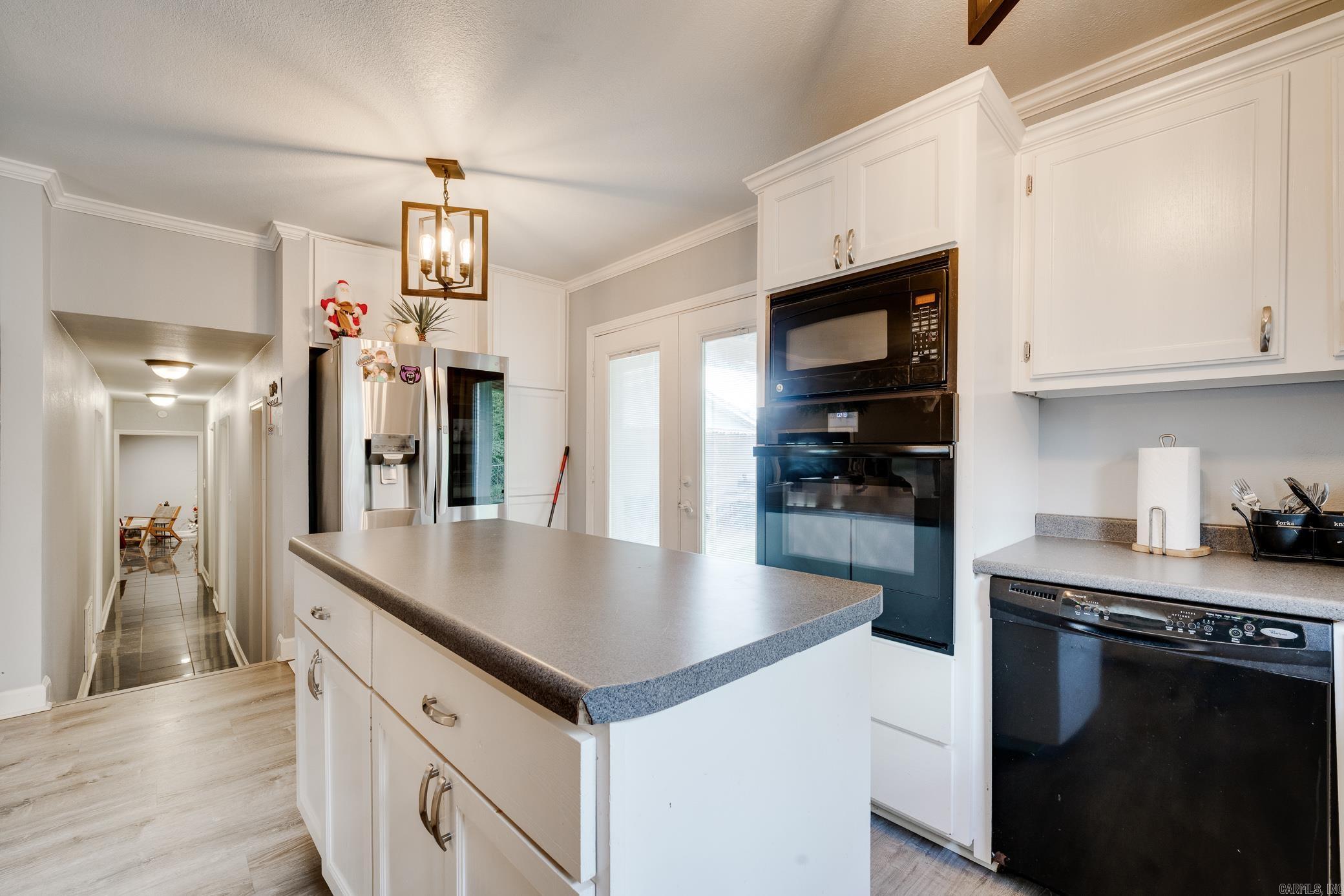 2860 Broadmoor Drive