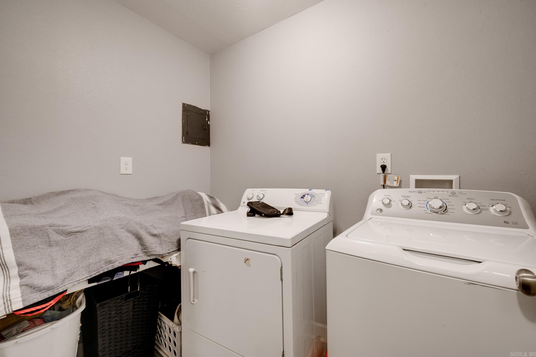 2860 Broadmoor Drive