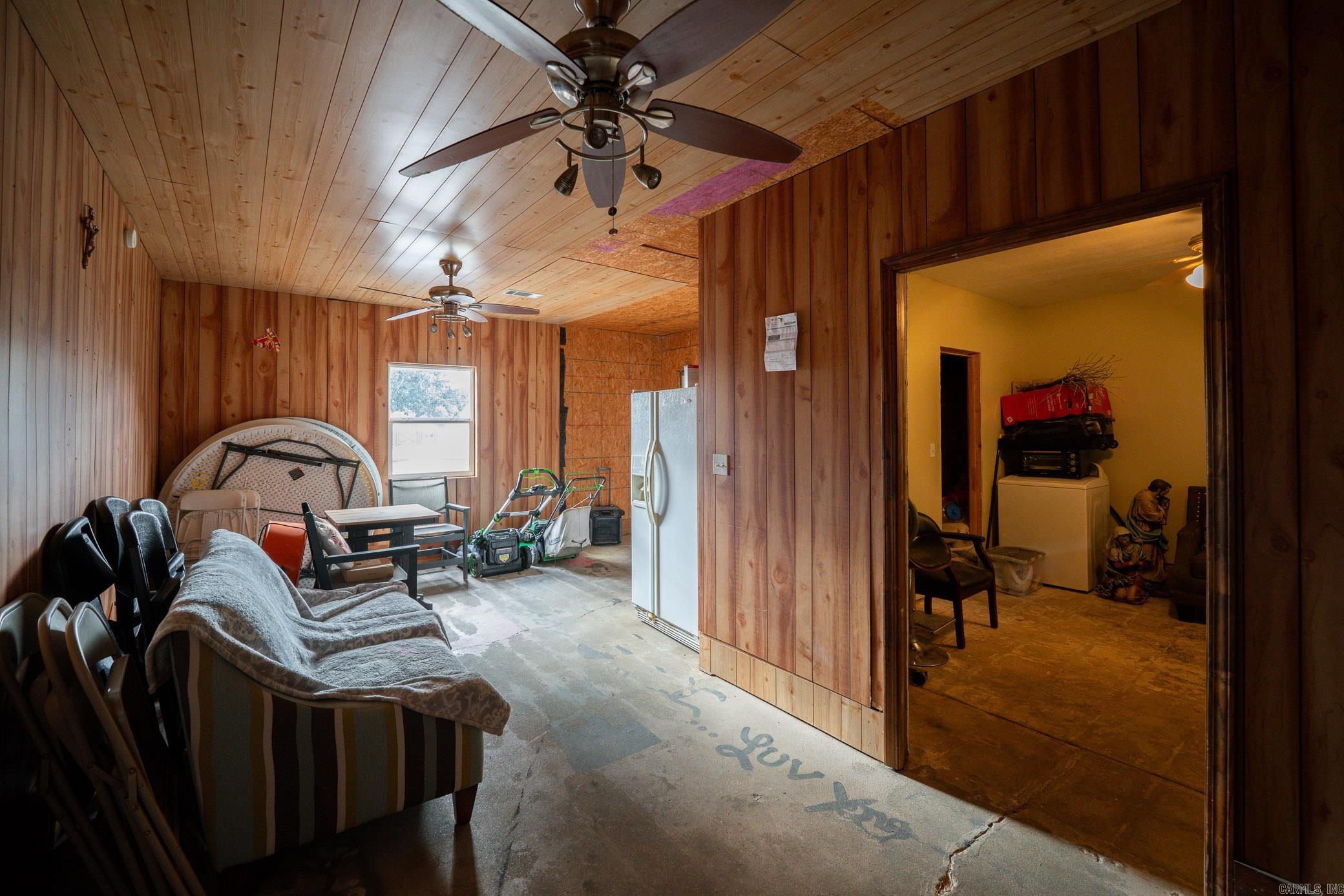 2860 Broadmoor Drive