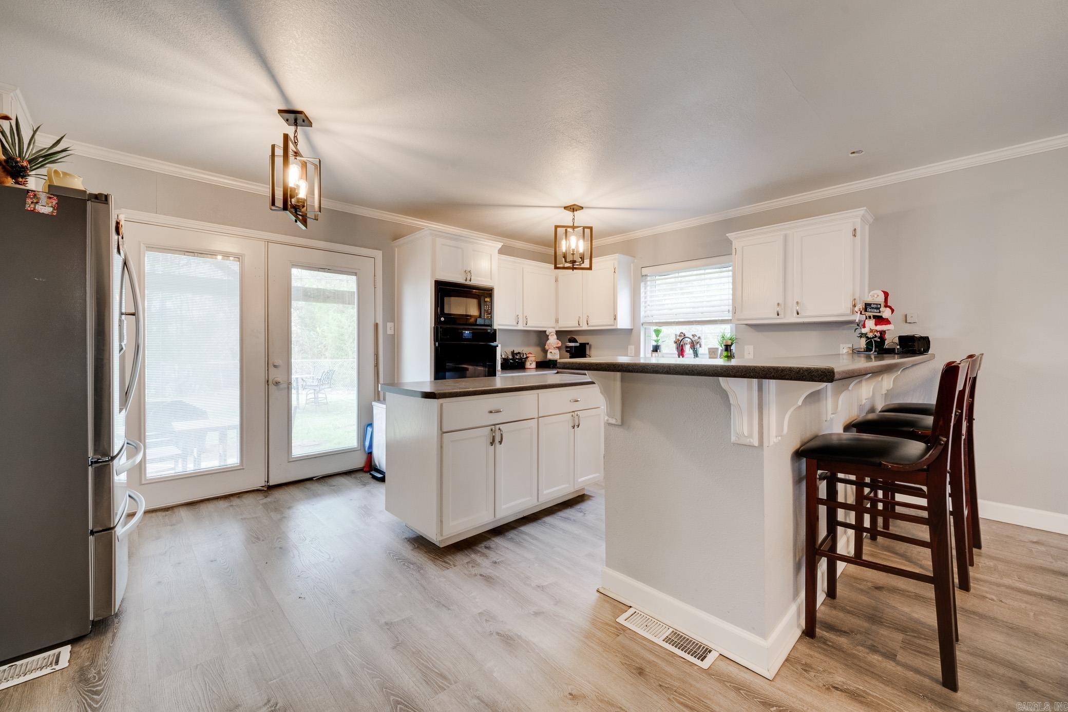 2860 Broadmoor Drive