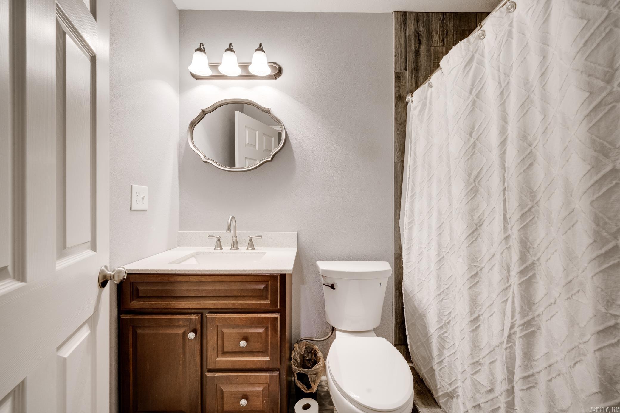 2860 Broadmoor Drive