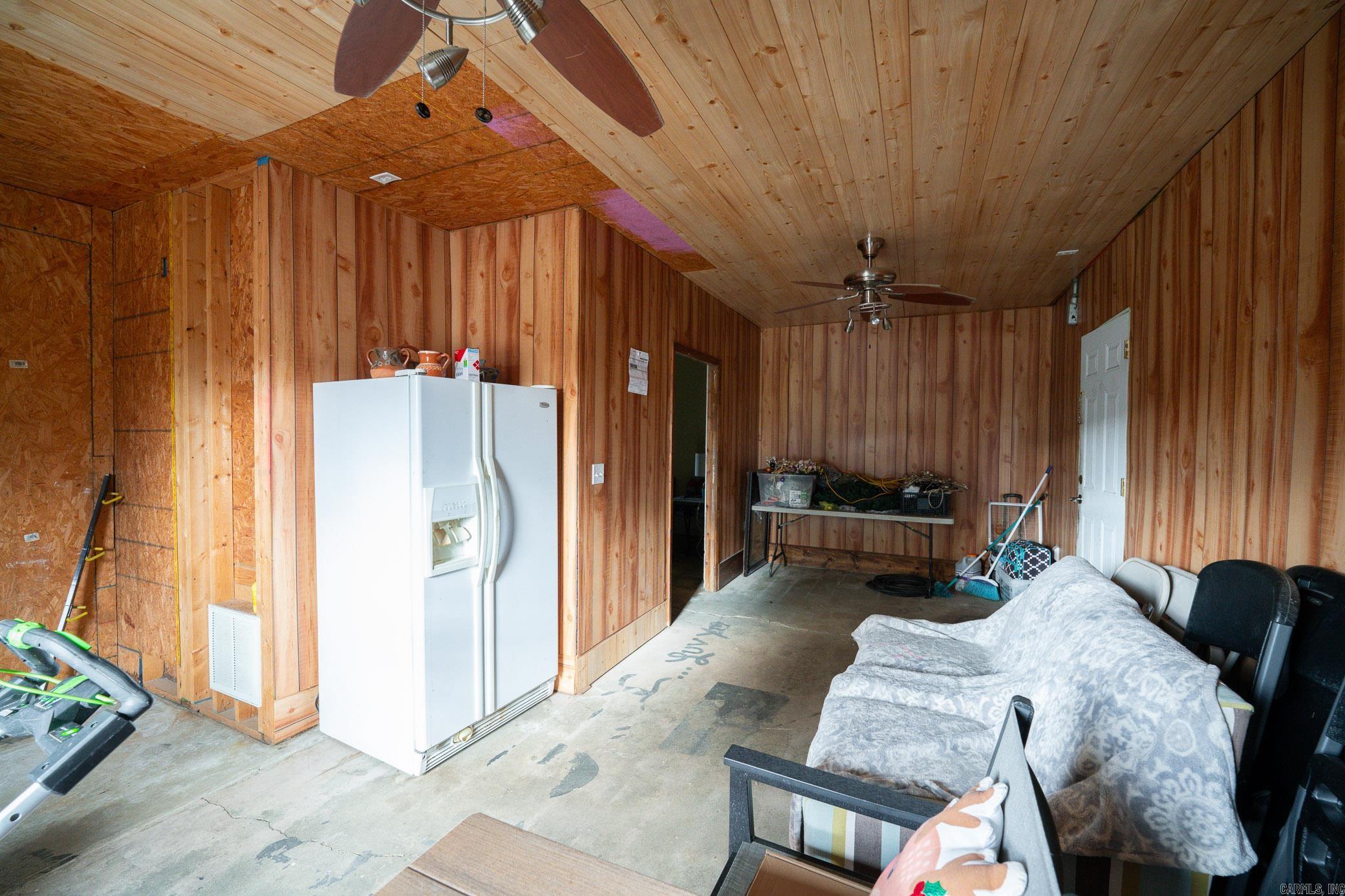 2860 Broadmoor Drive