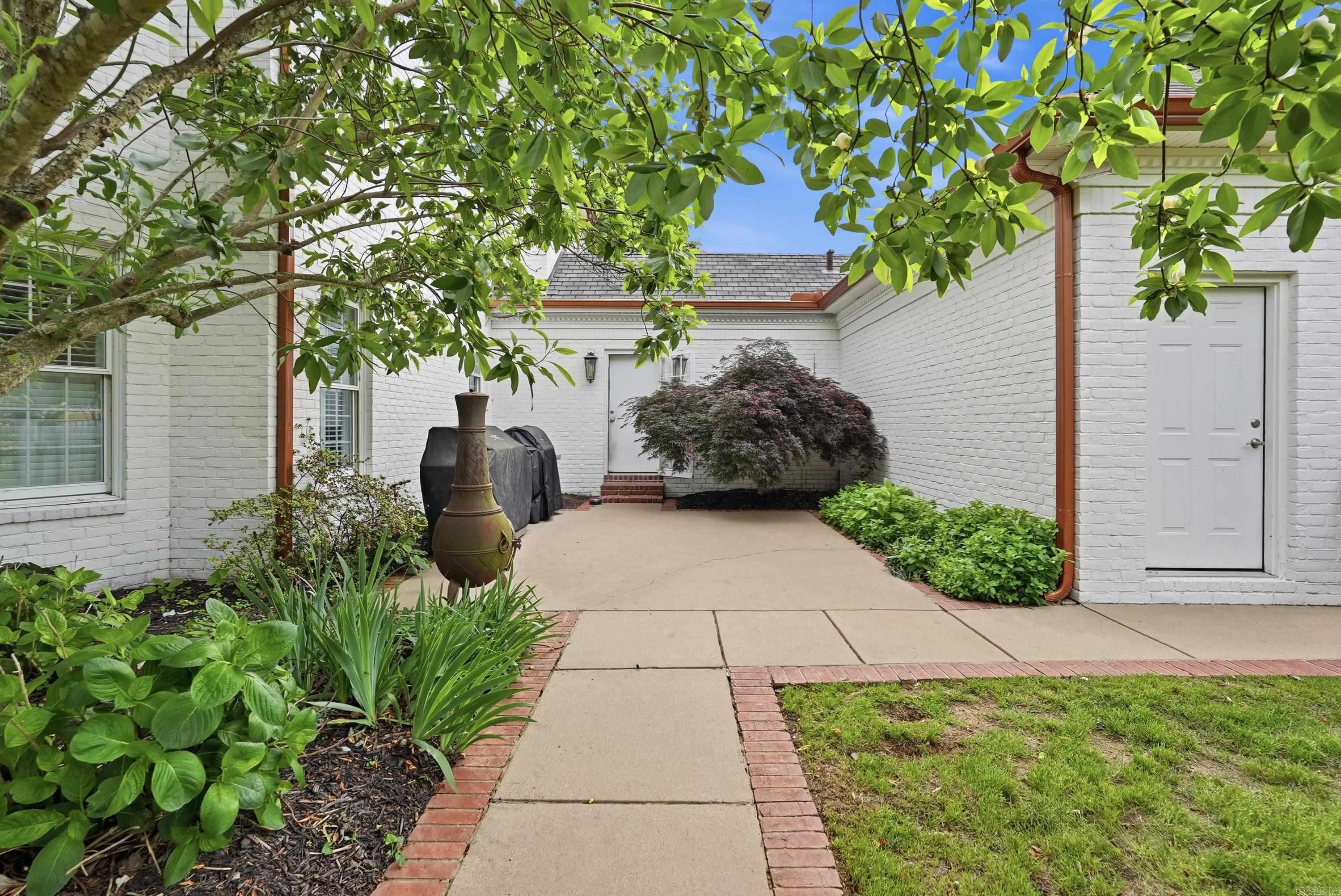 440 Savannah Park Circle
