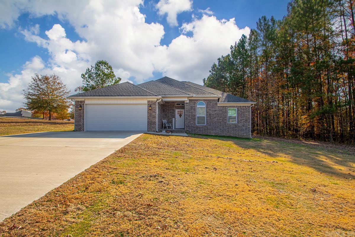 115 Mackenzie Dr