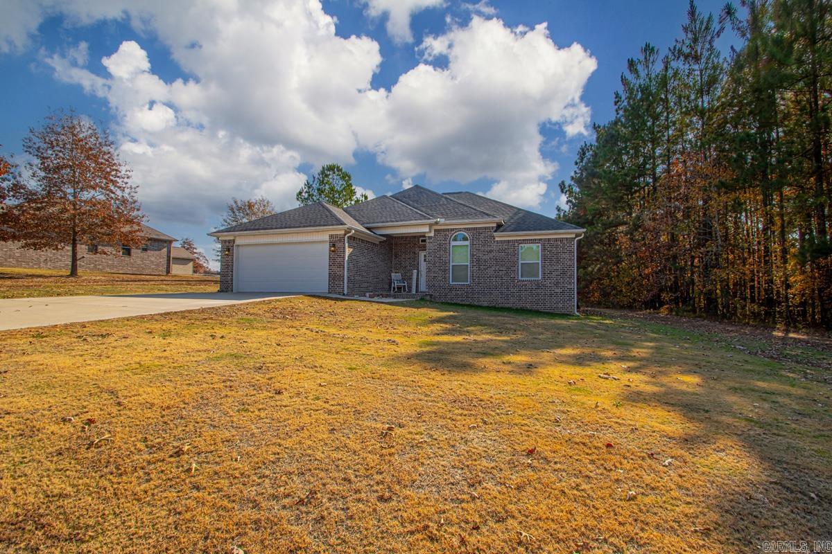 115 Mackenzie Dr
