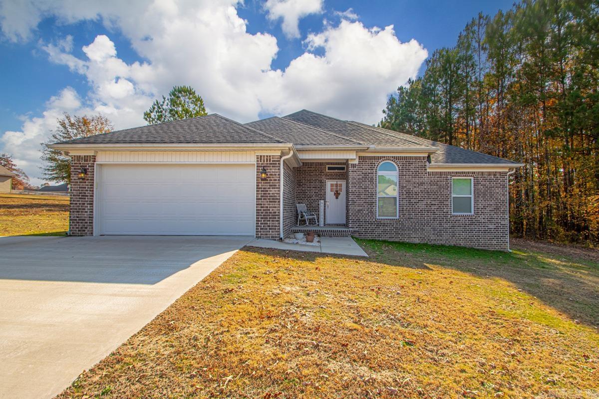 115 Mackenzie Dr