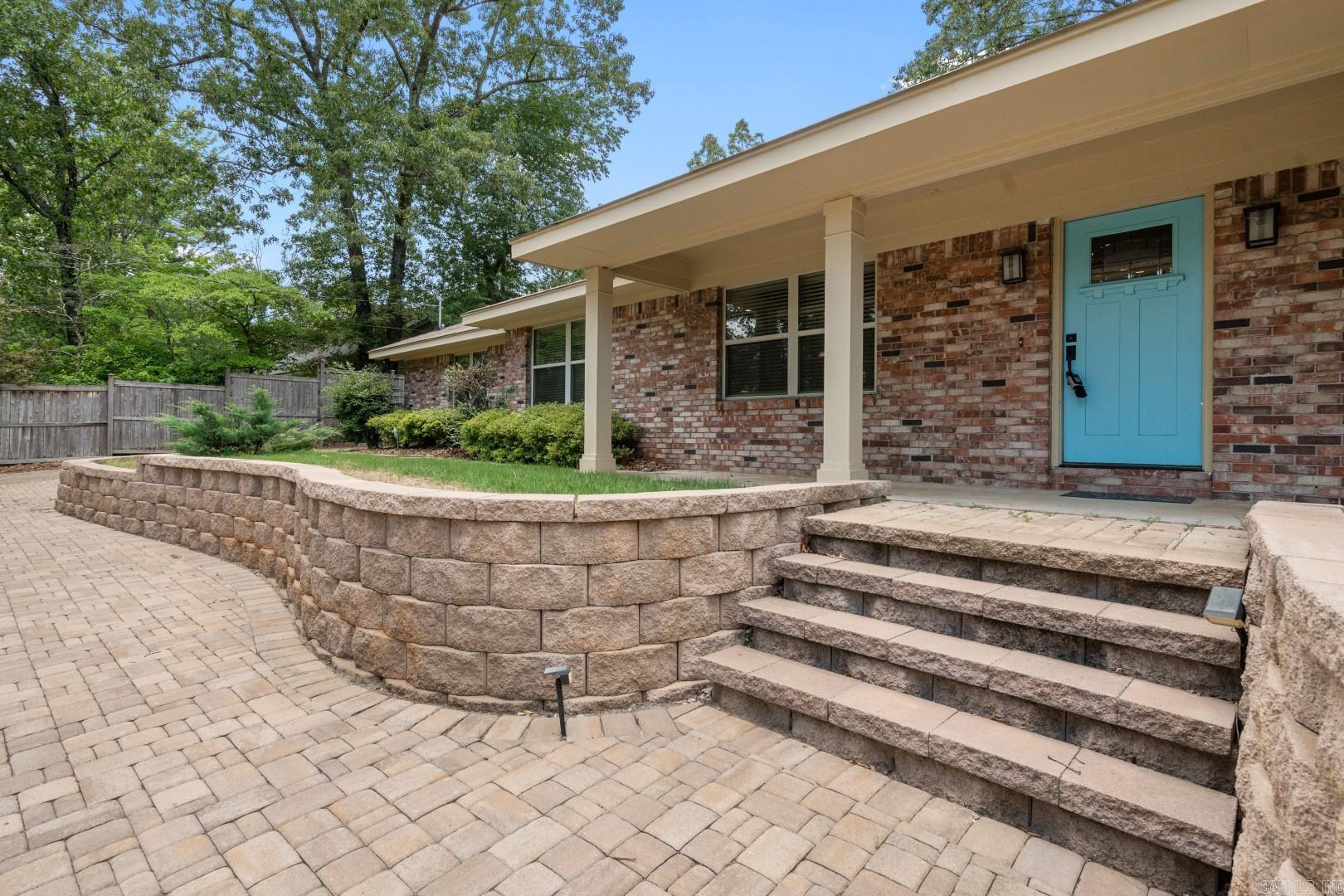 203 Bafanridge Street