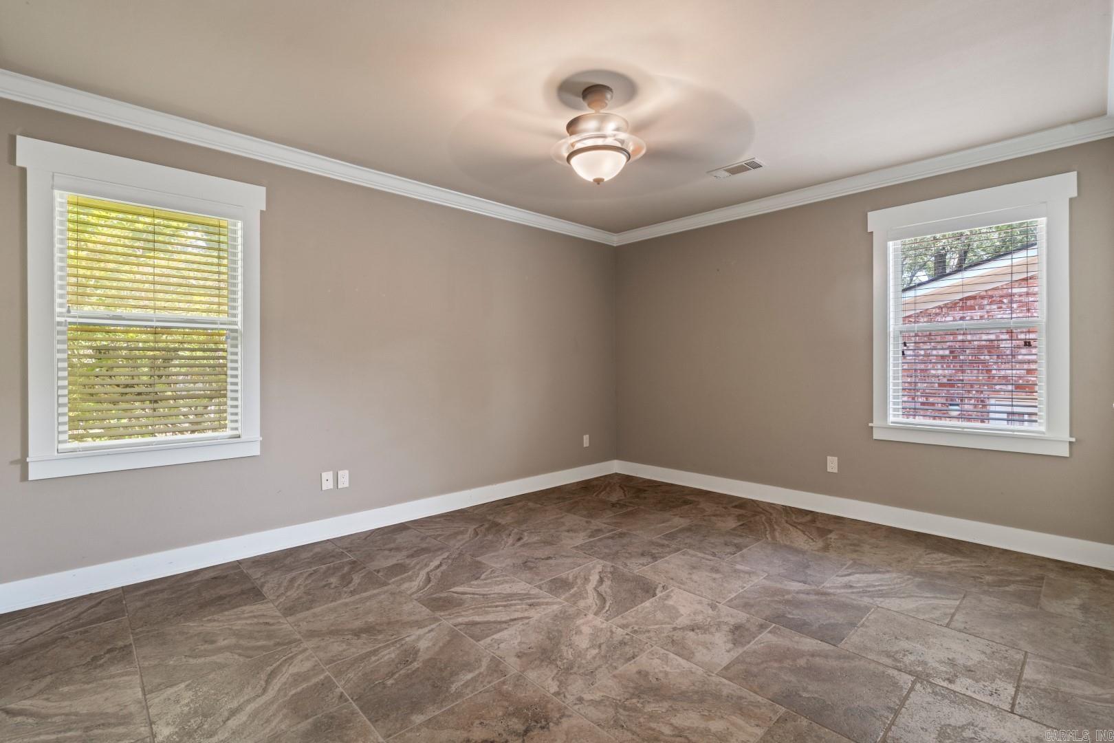 203 Bafanridge Street