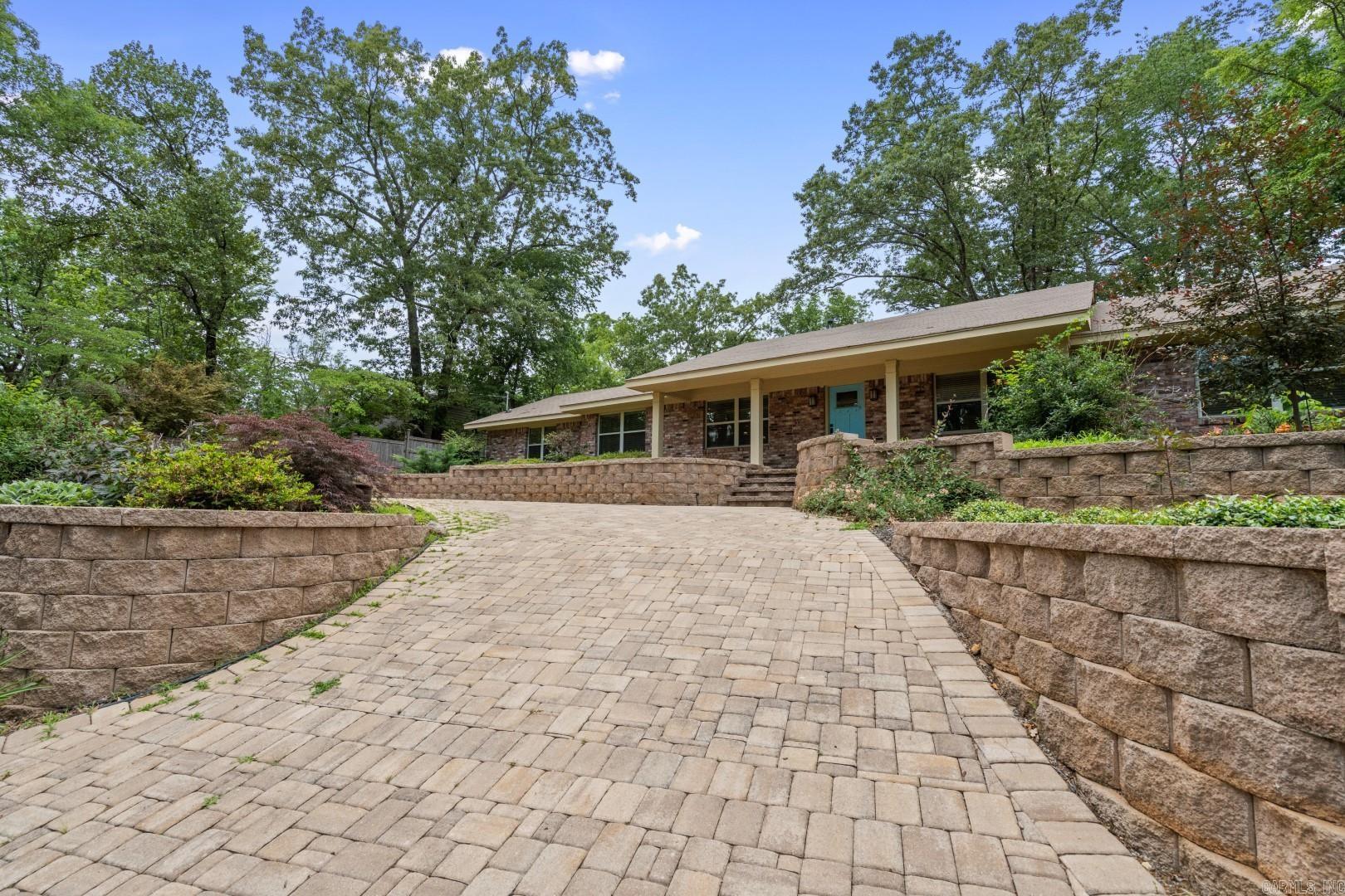 203 Bafanridge Street