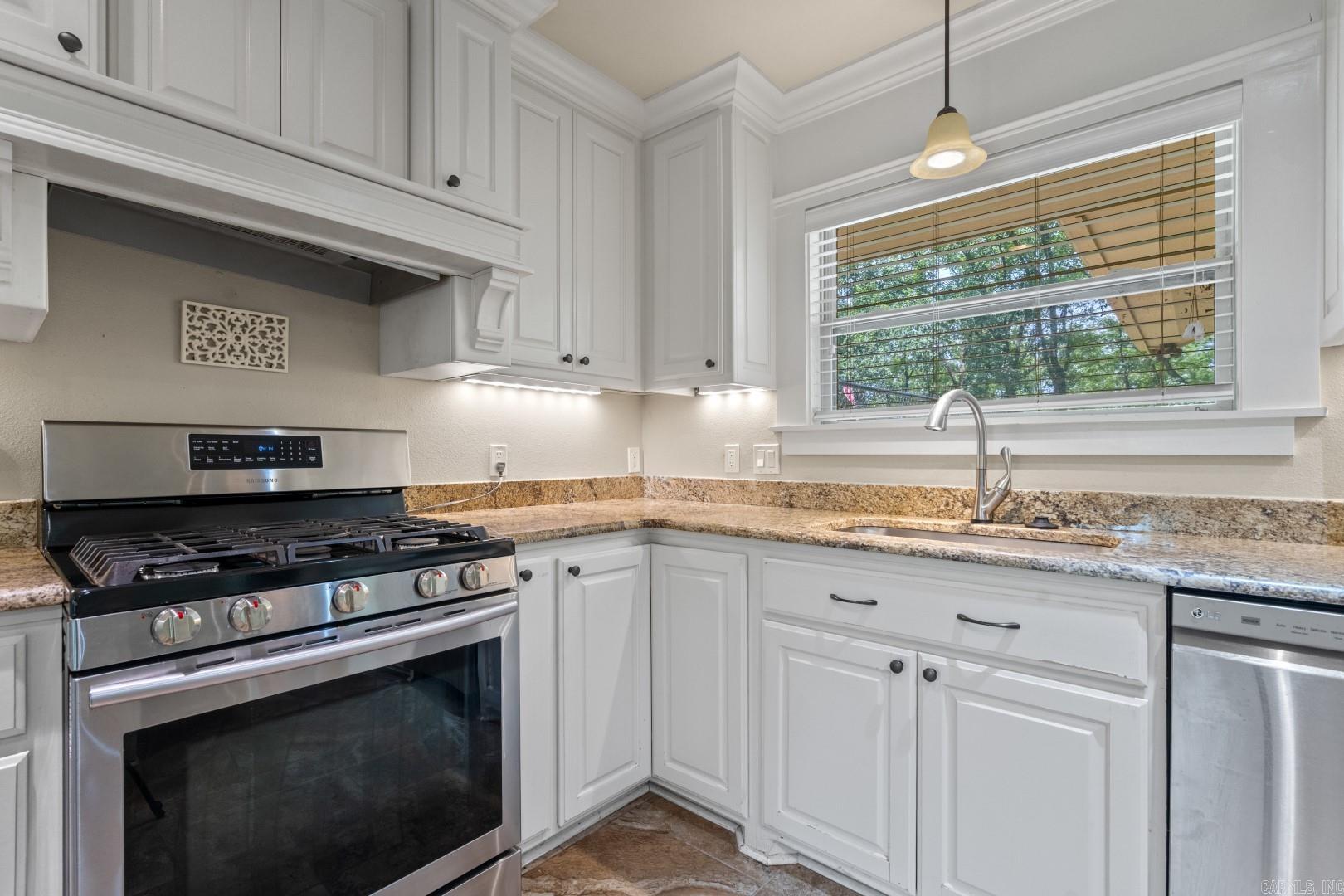 203 Bafanridge Street