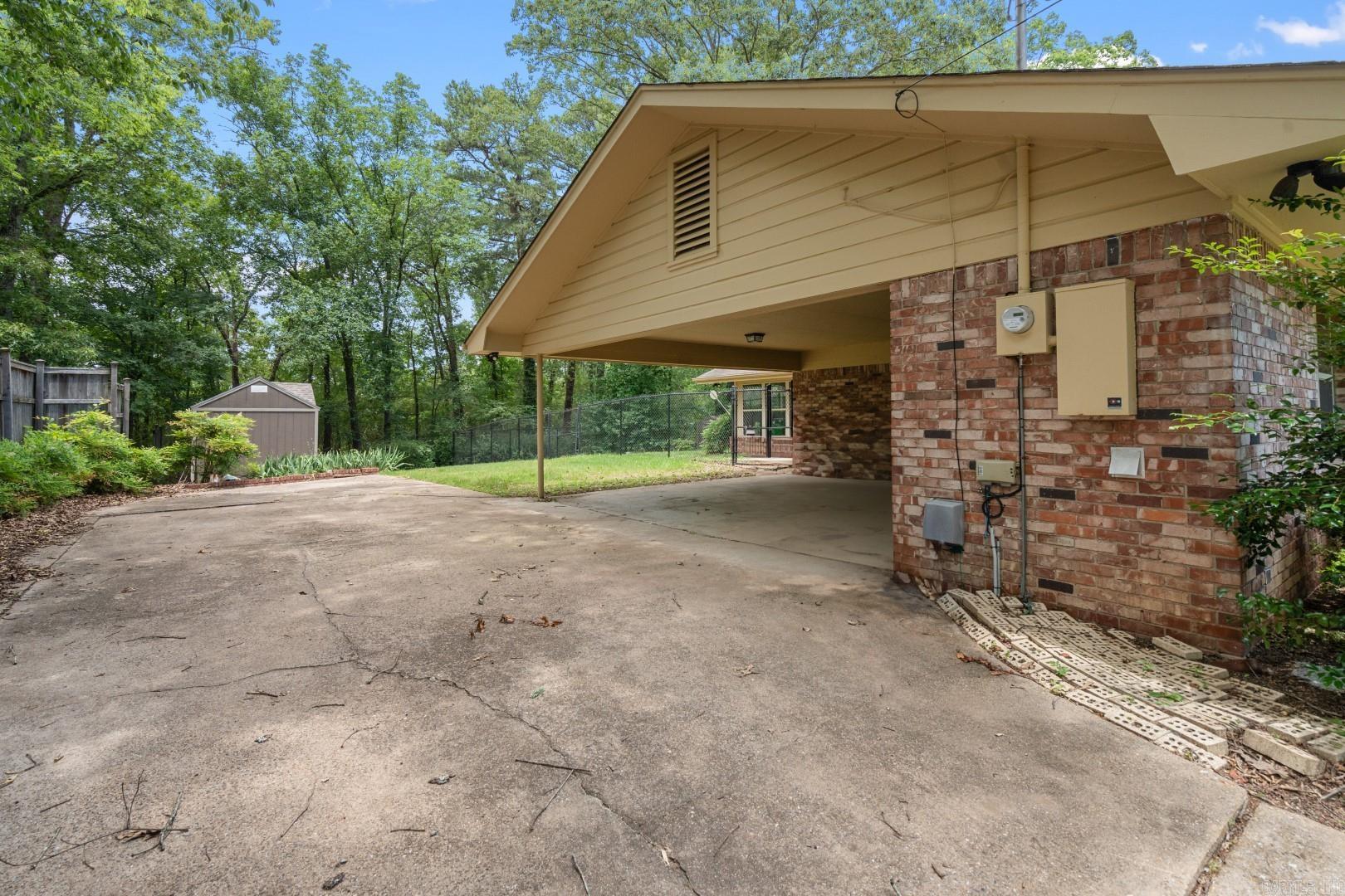 203 Bafanridge Street