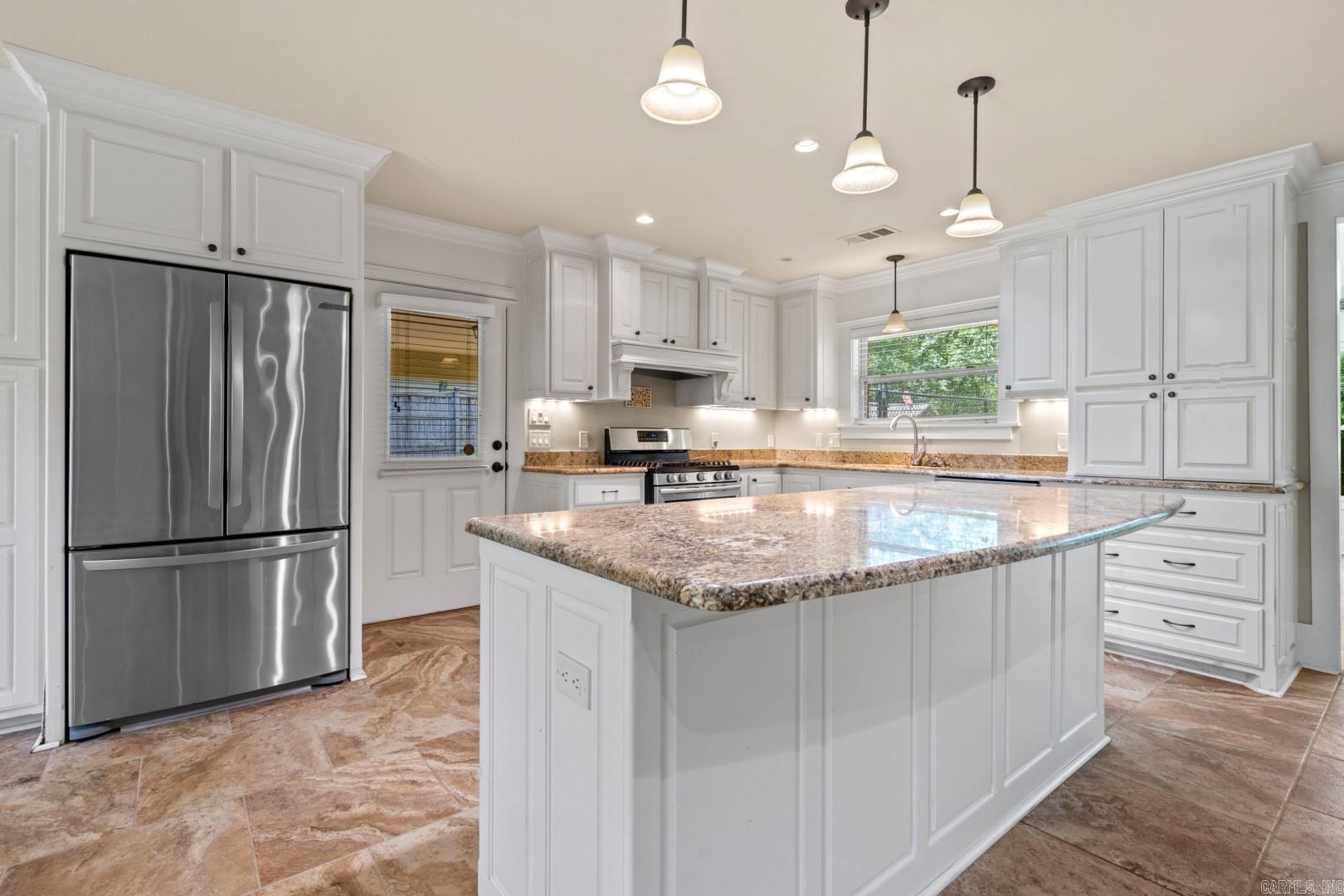 203 Bafanridge Street