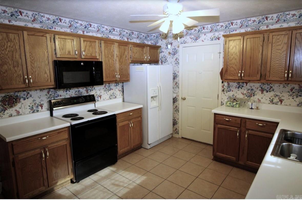 28 Sweetbriar Lane