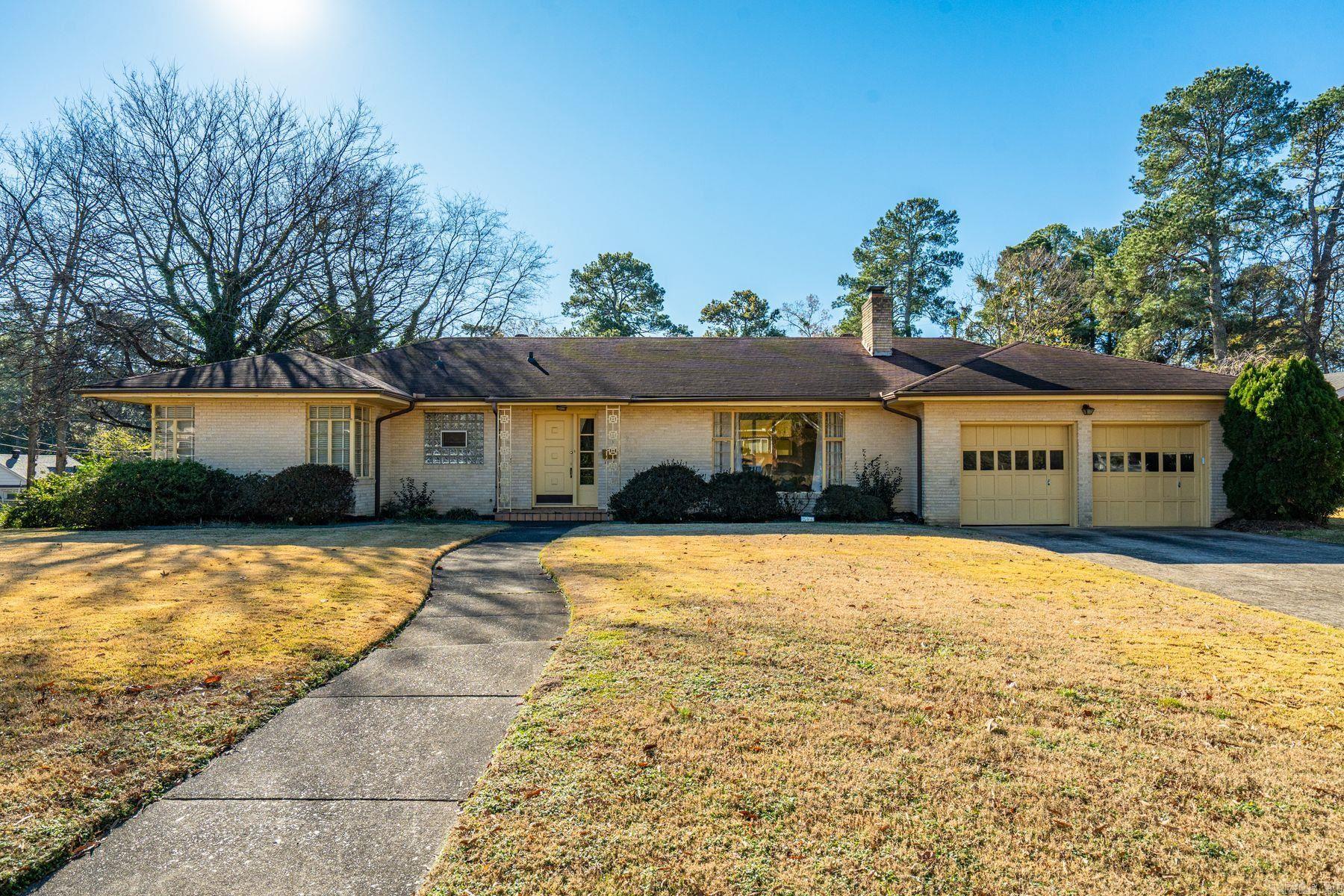 206 Trivista Left Street