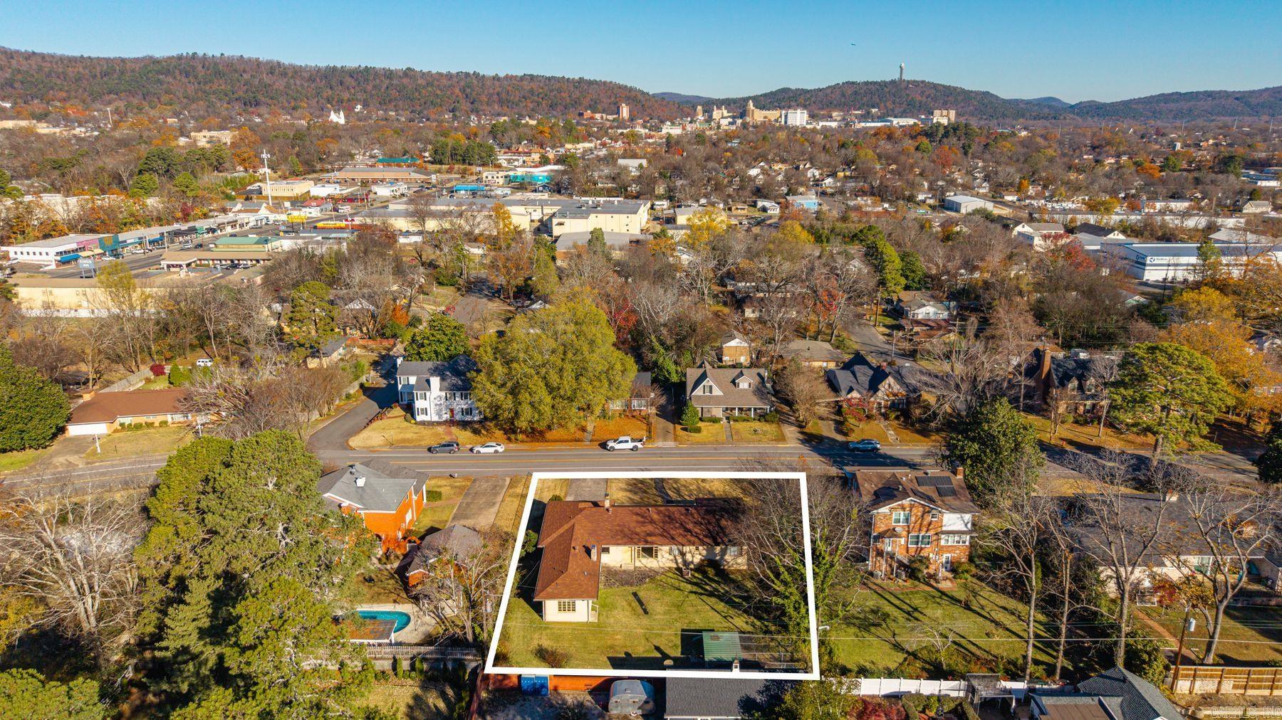 206 Trivista Left Street