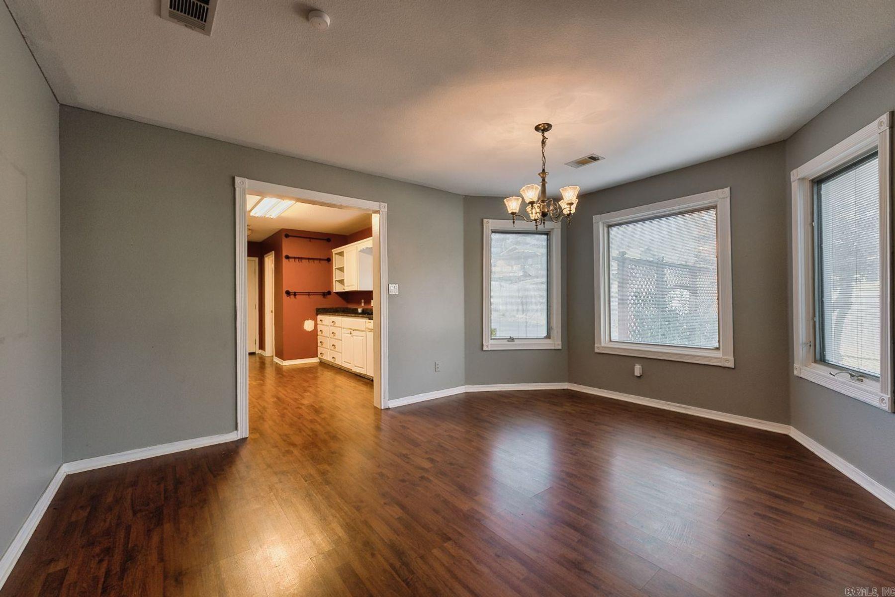 843 Bellaire Drive