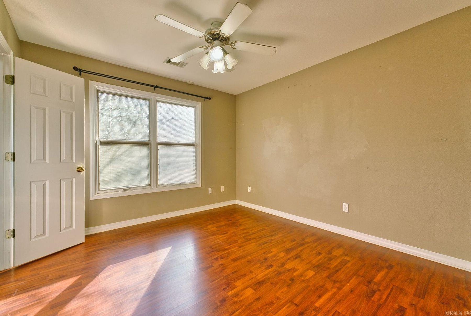 843 Bellaire Drive