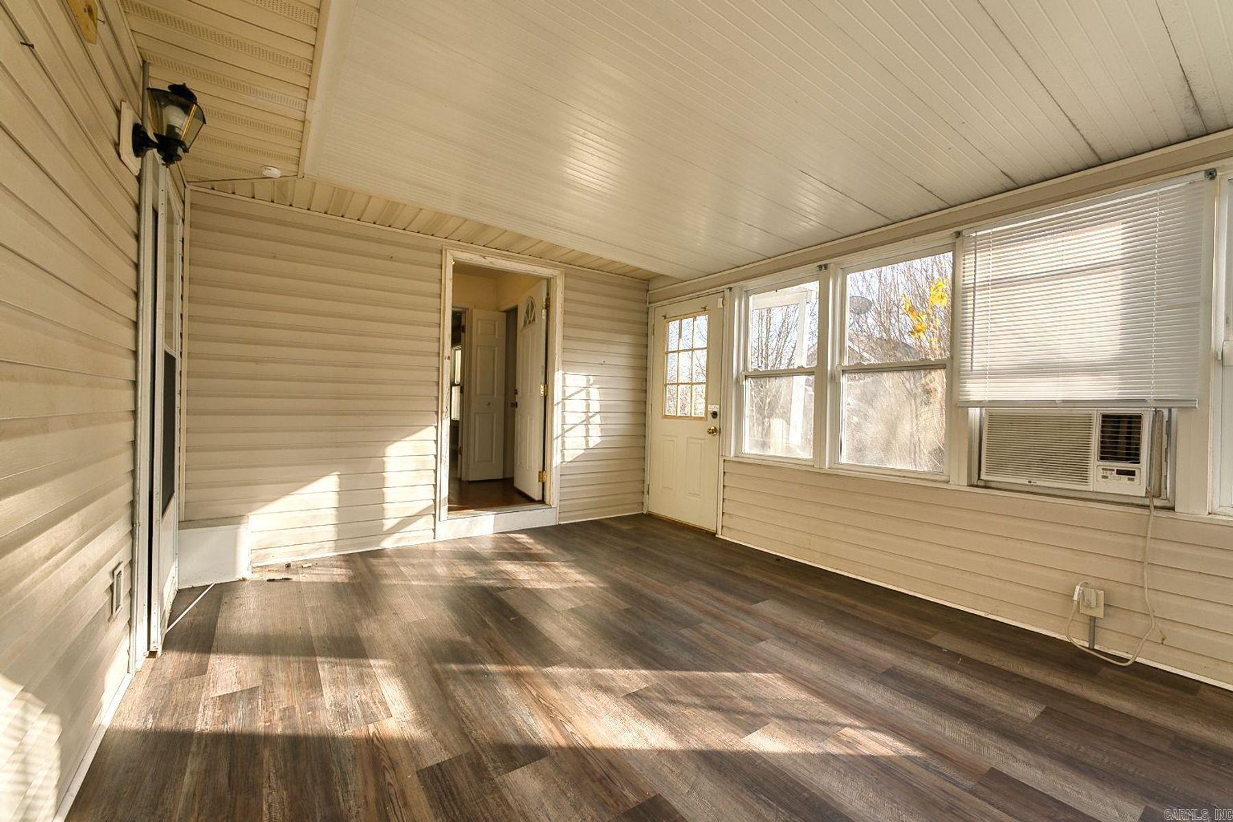 843 Bellaire Drive