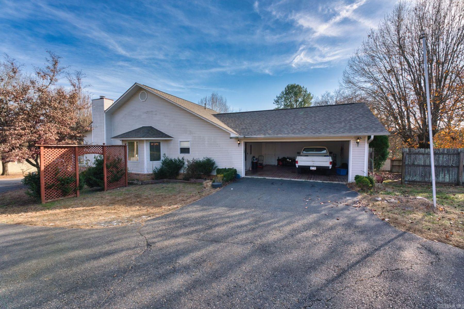843 Bellaire Drive