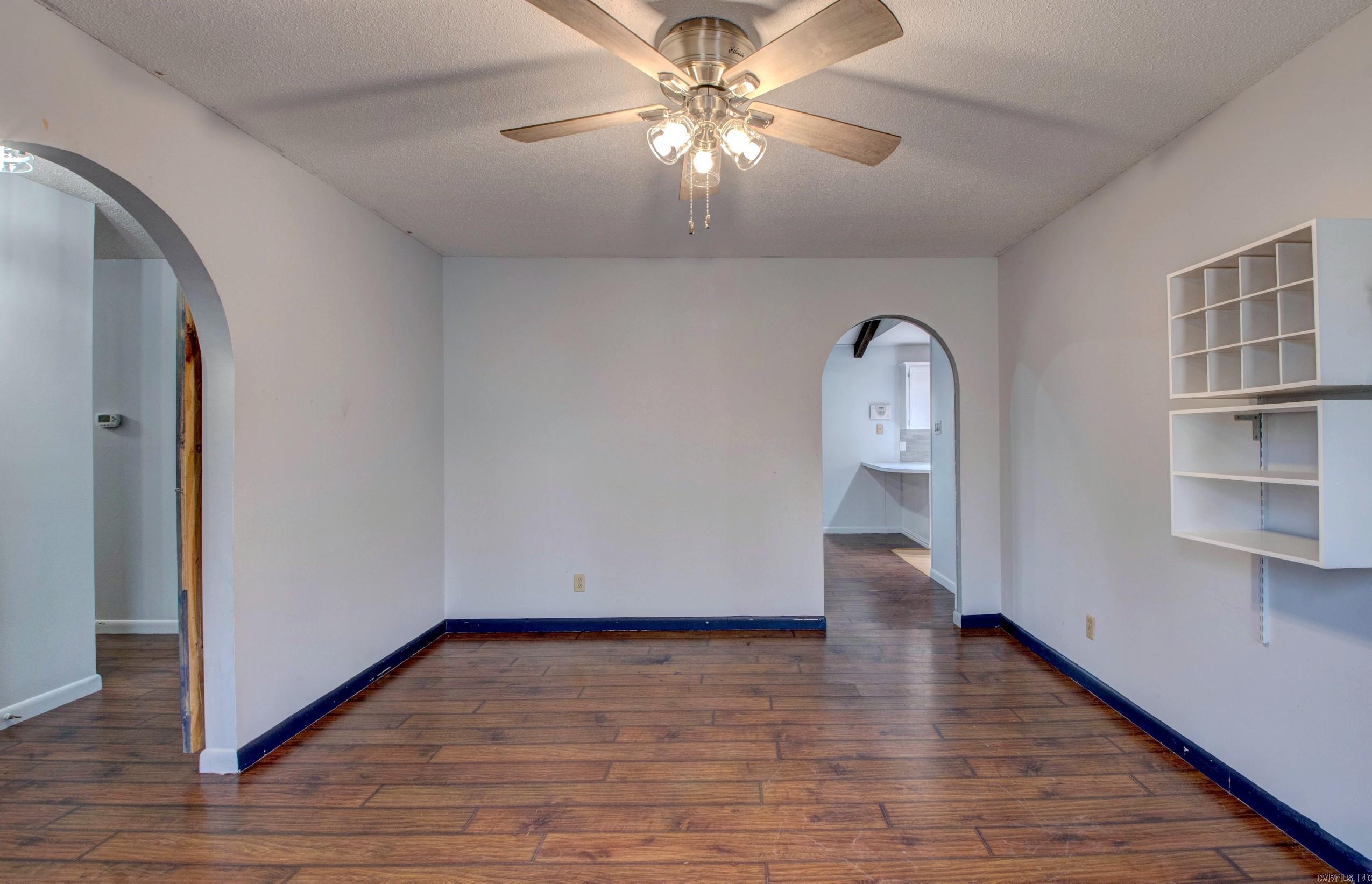 204 N Beverly Avenue