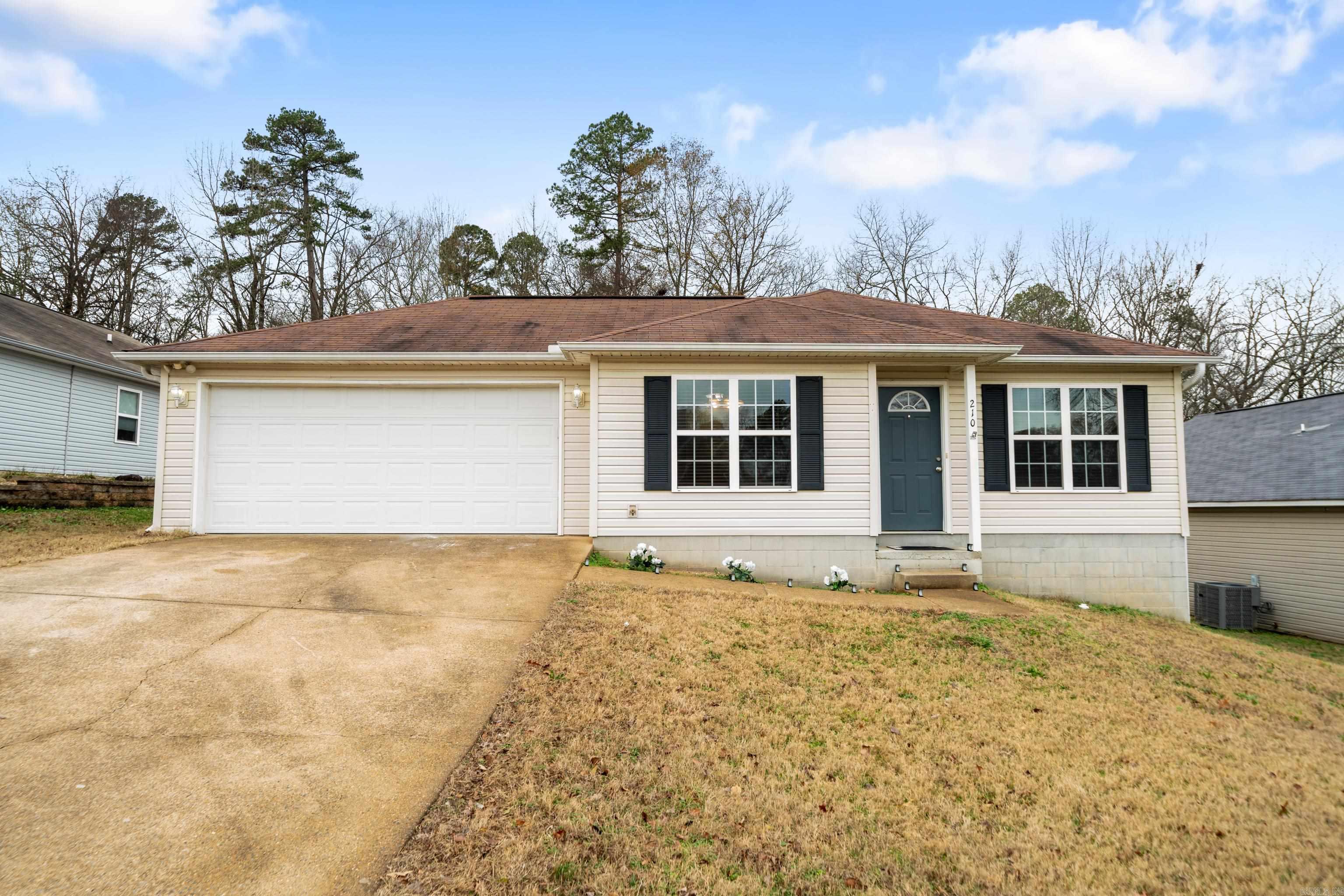 210 Leatherwood Loop