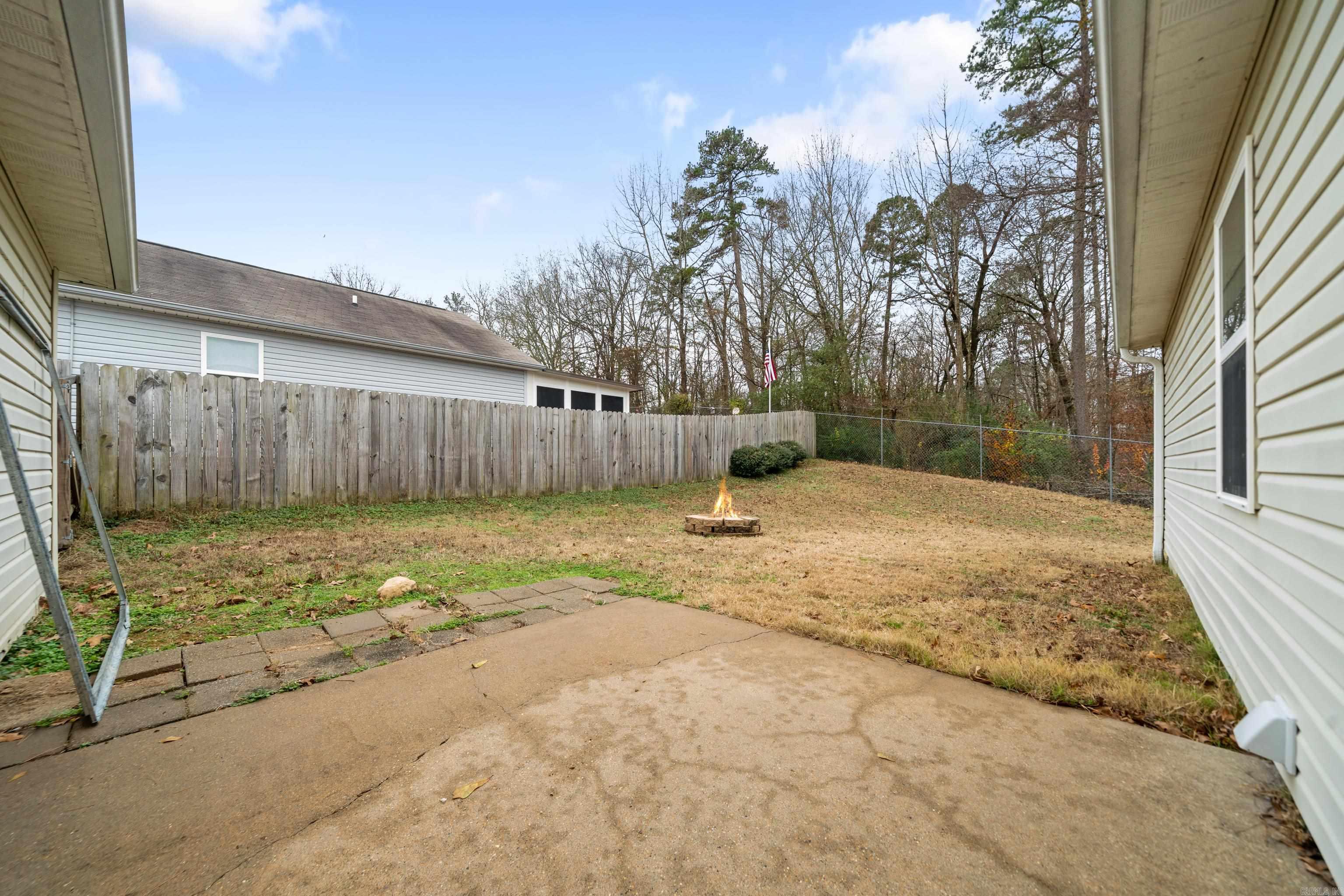 210 Leatherwood Loop