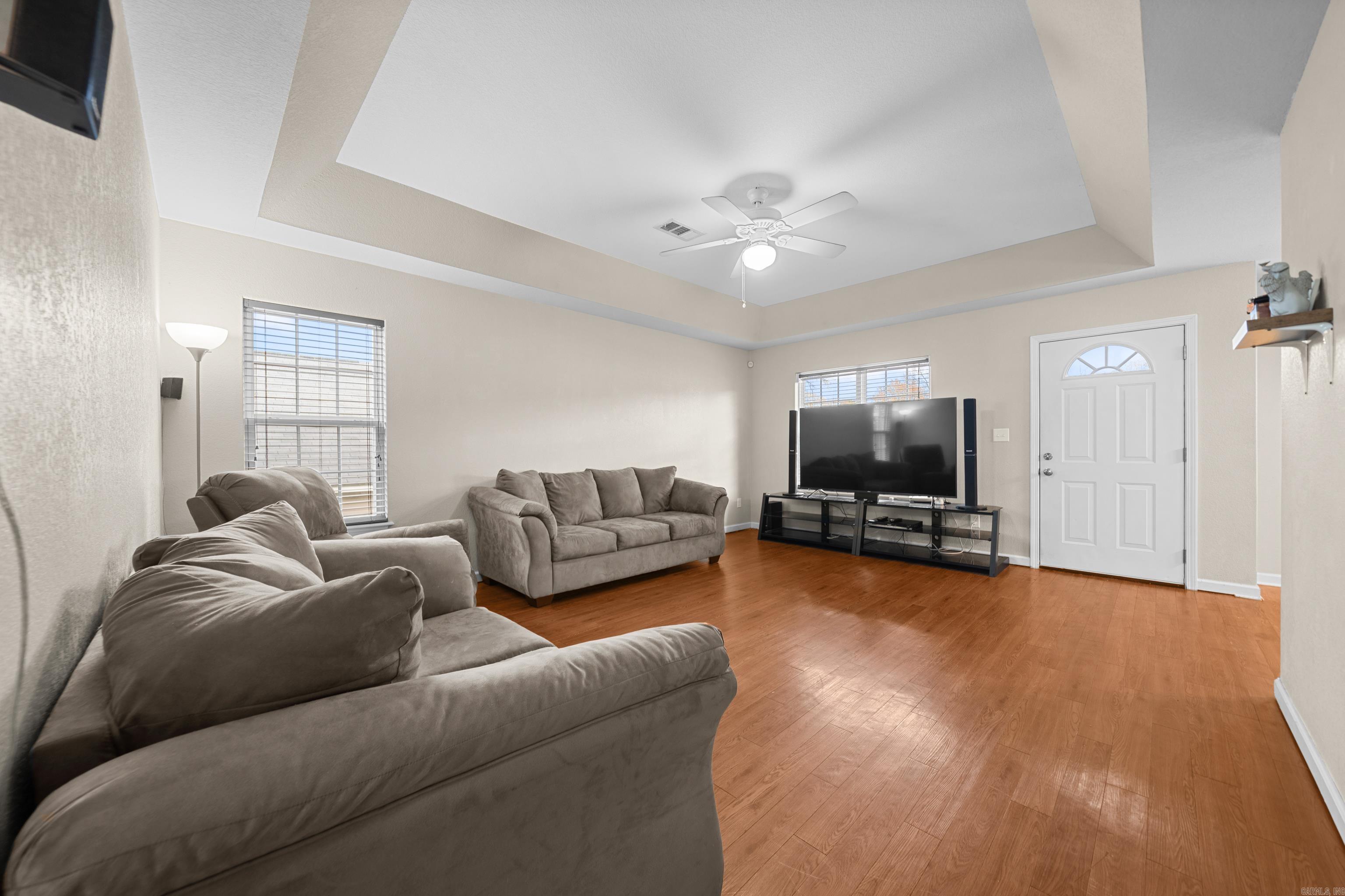 210 Leatherwood Loop