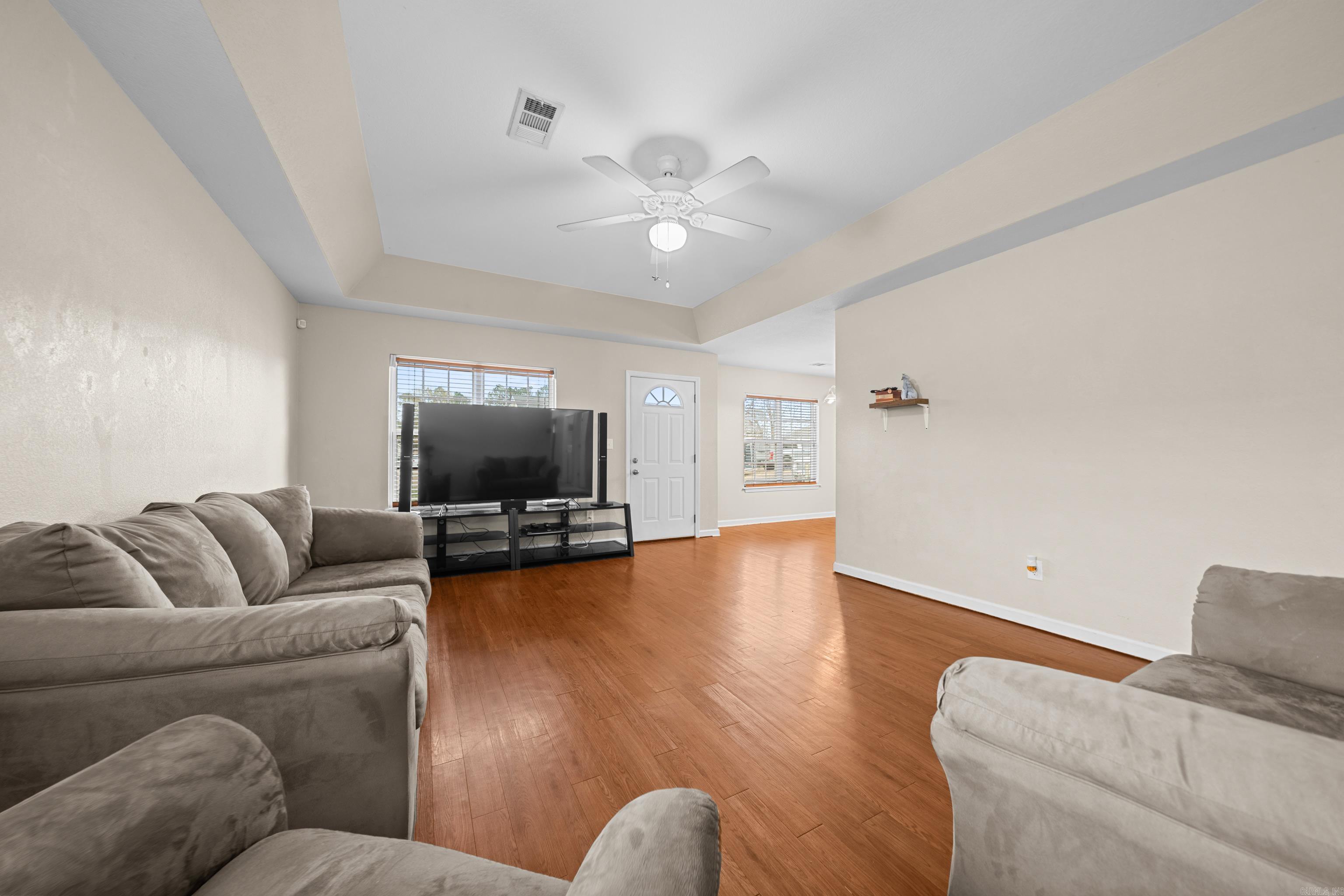 210 Leatherwood Loop