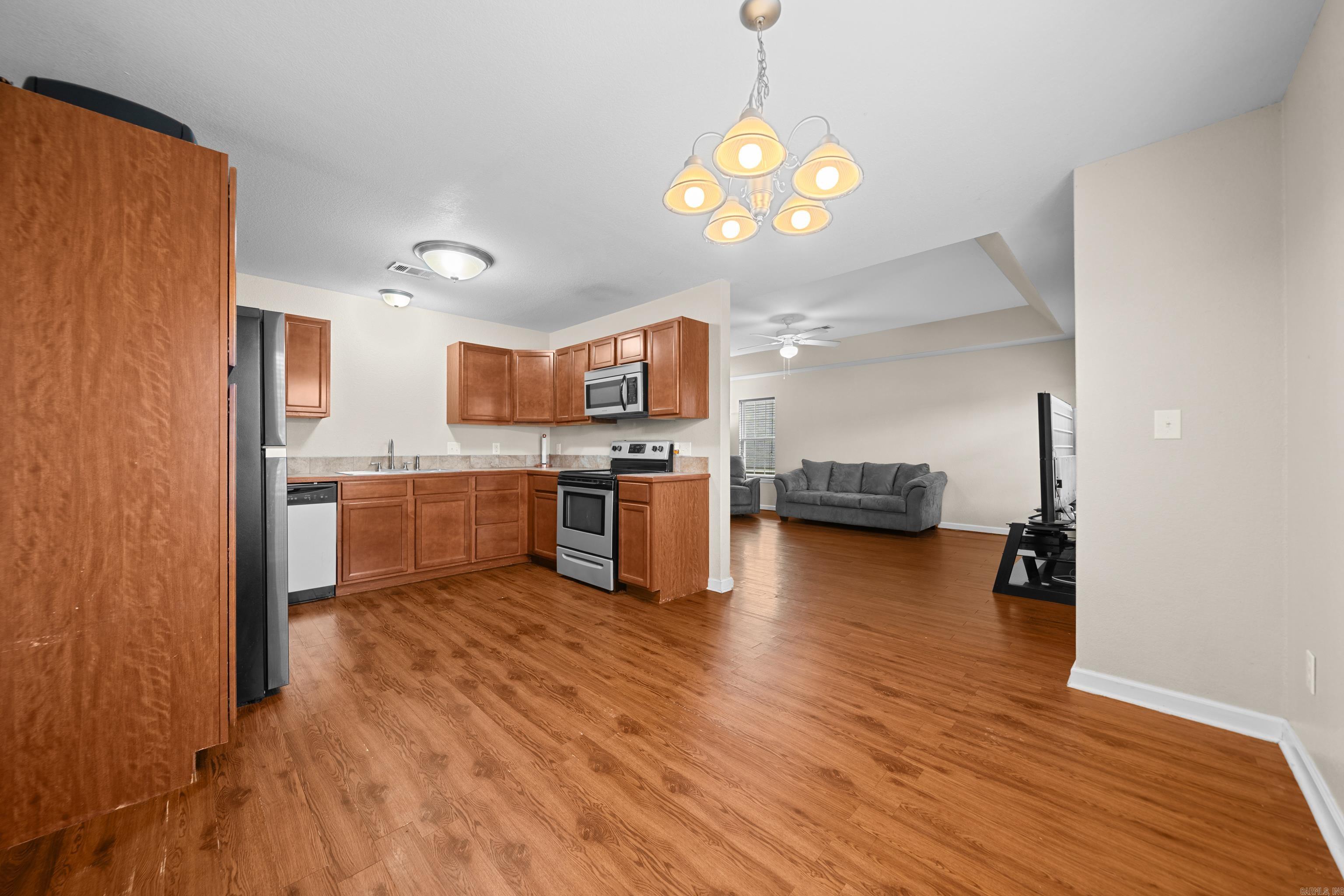 210 Leatherwood Loop