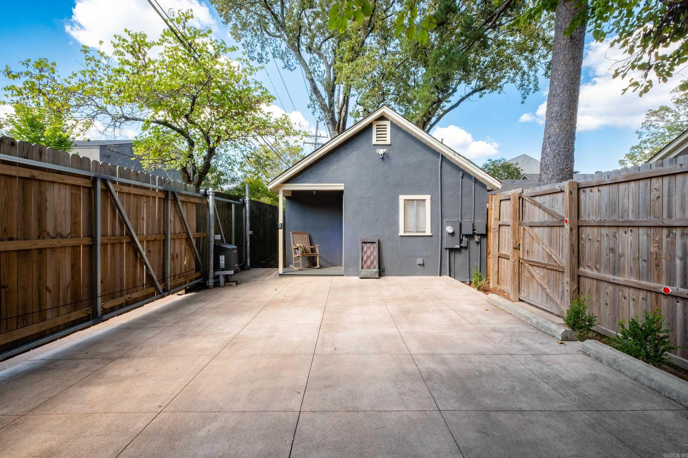 1816 N Jackson Street