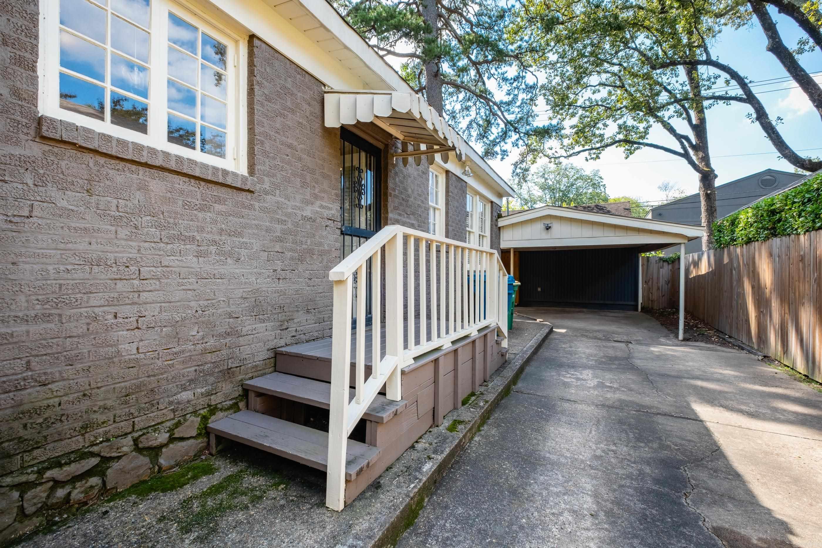 1816 N Jackson Street