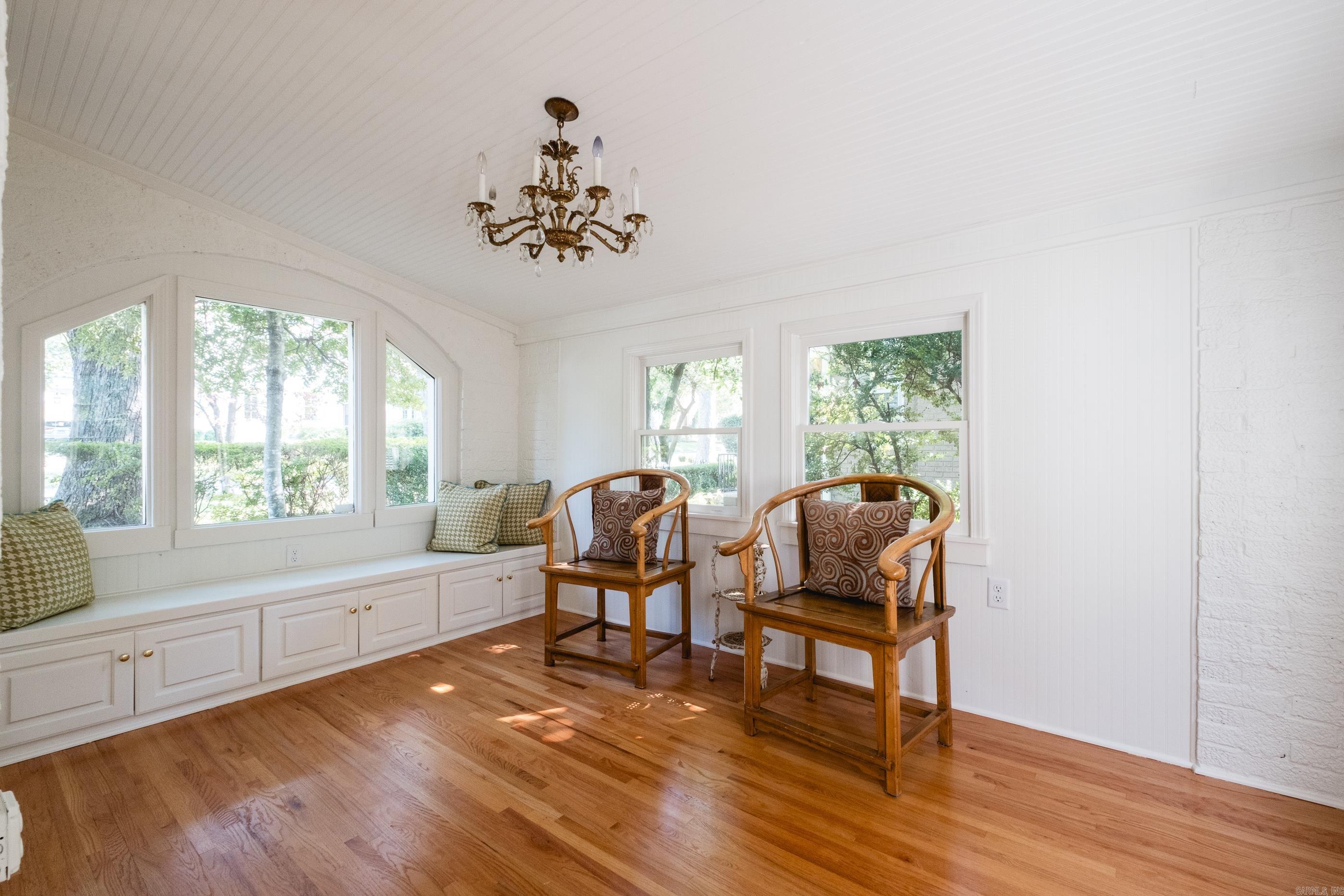 1816 N Jackson Street