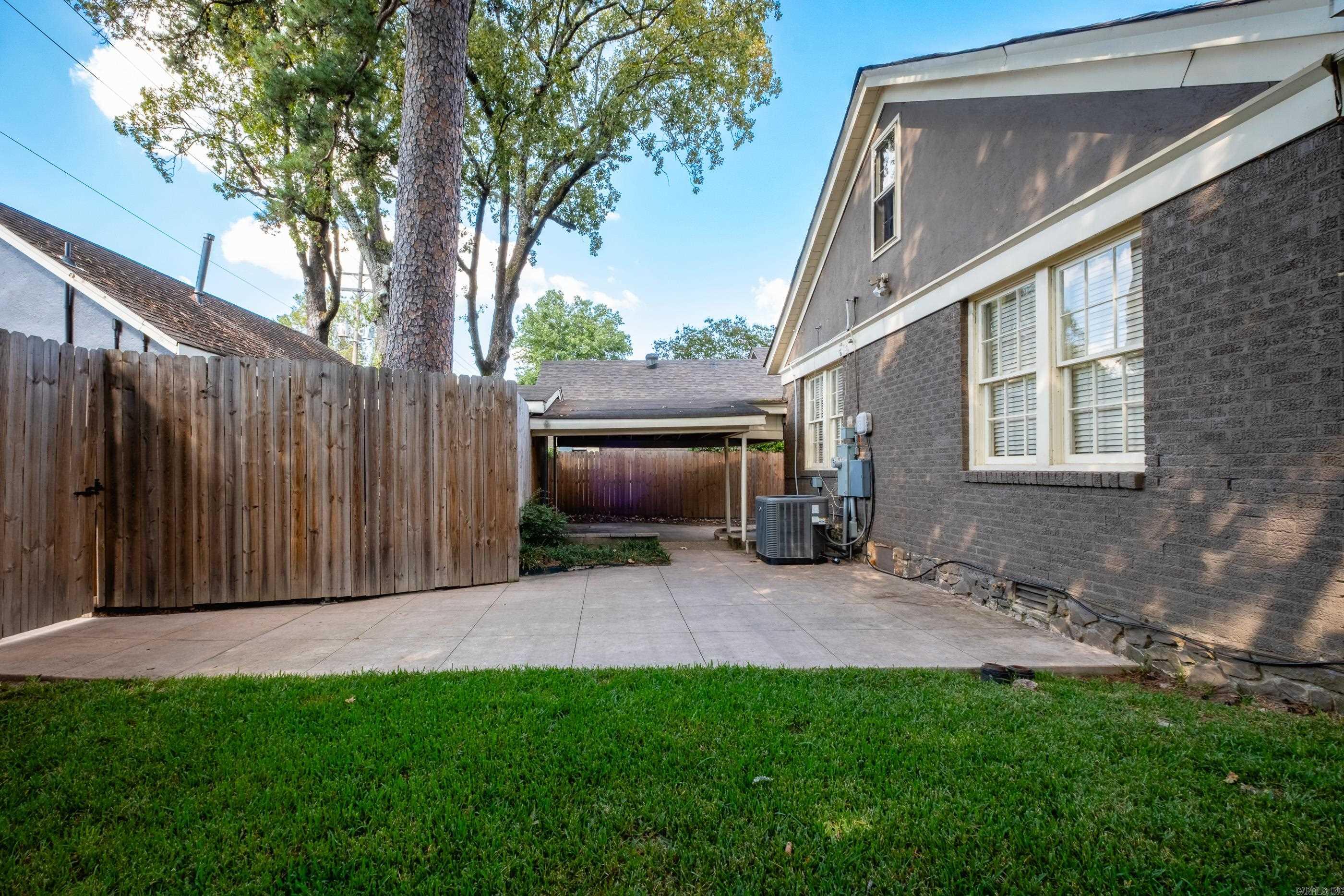 1816 N Jackson Street