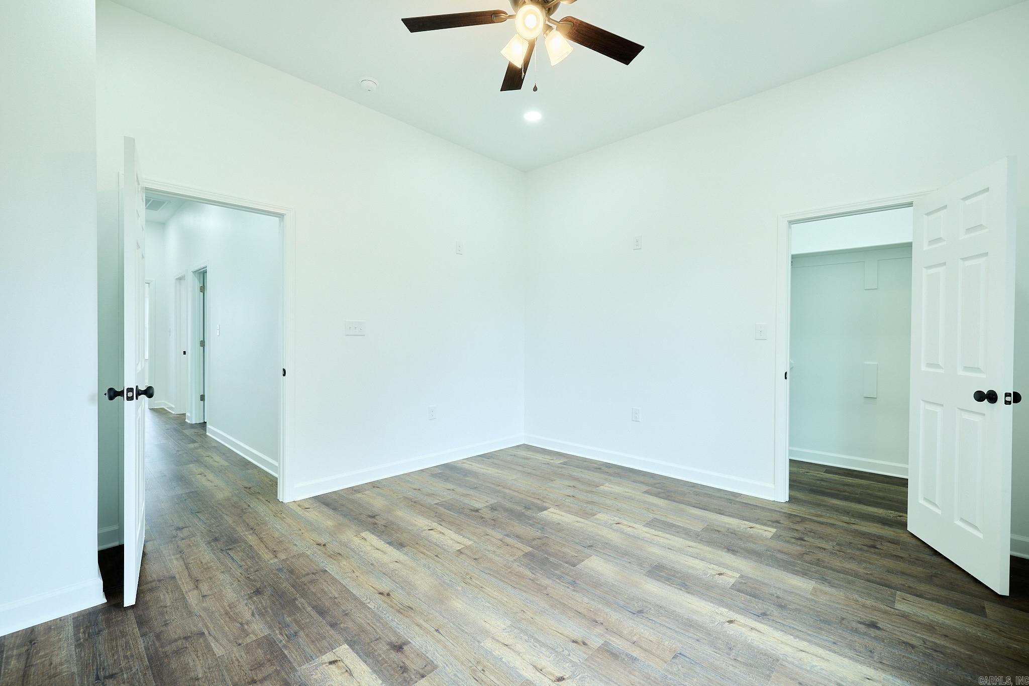 4007 Creek Top