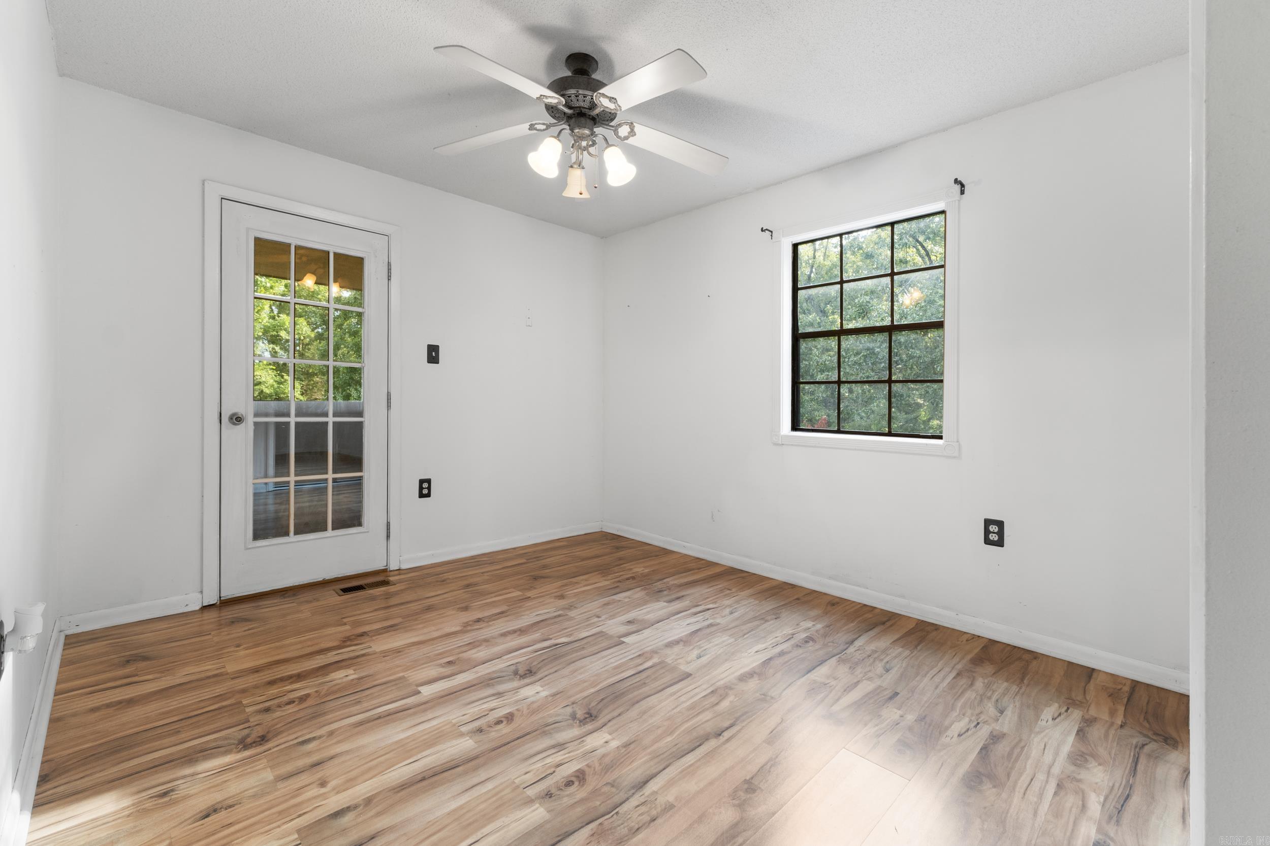 45 E Pleasant Valley Road