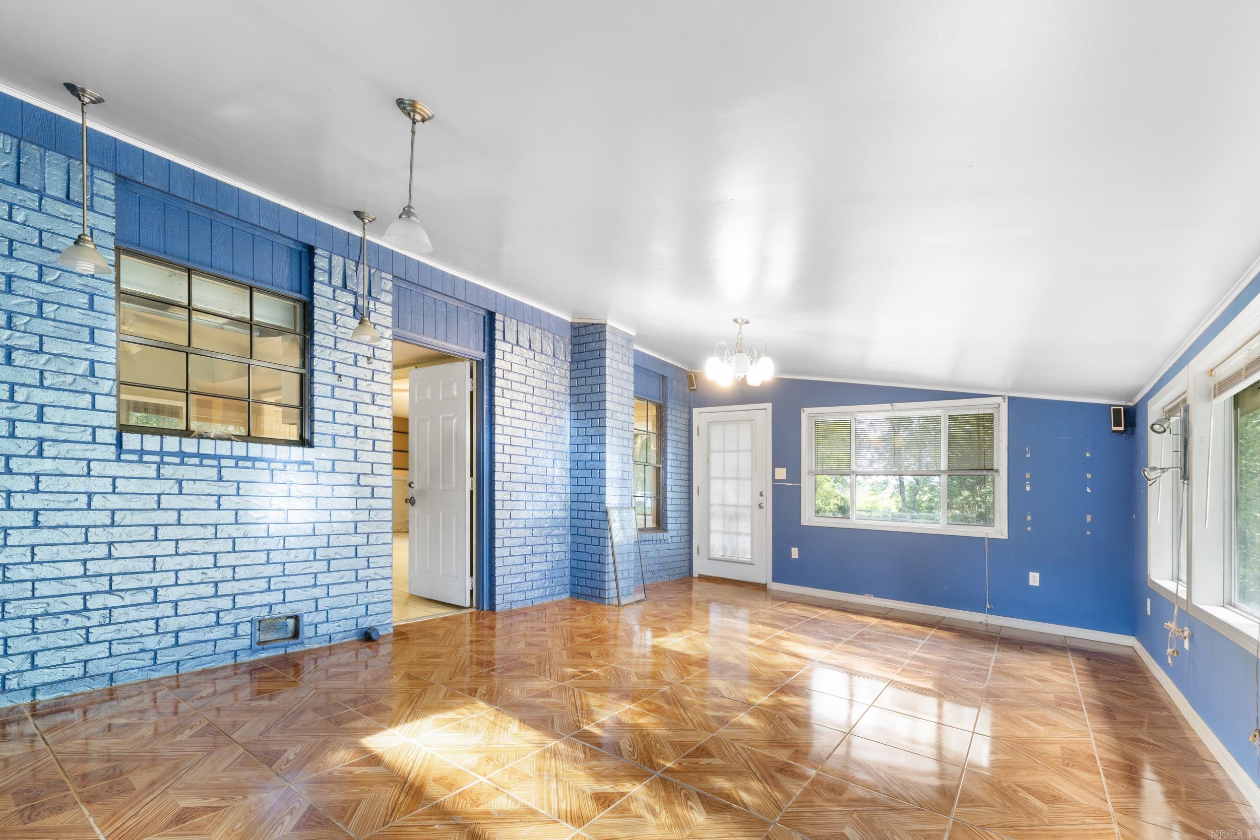45 E Pleasant Valley Road
