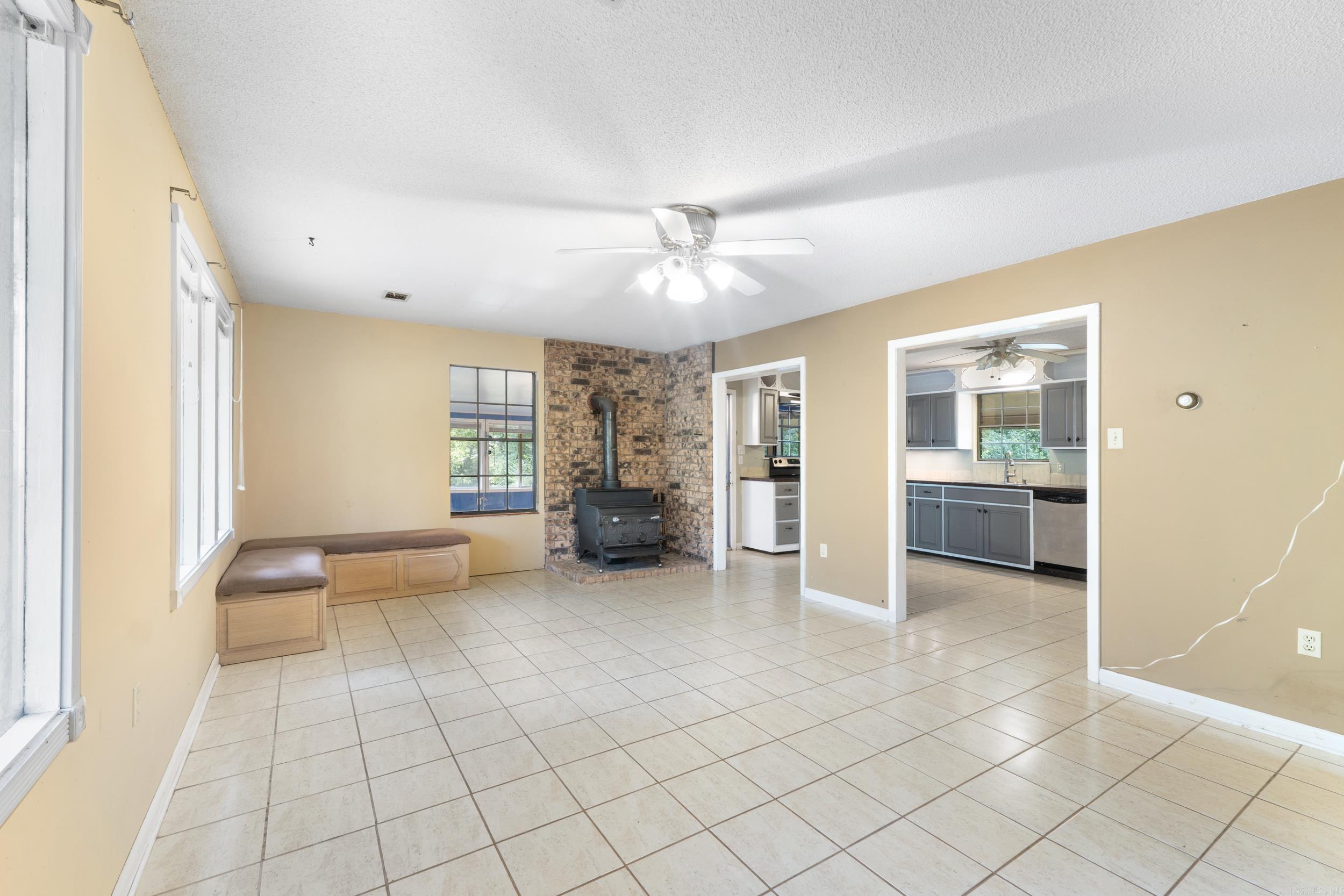 45 E Pleasant Valley Road