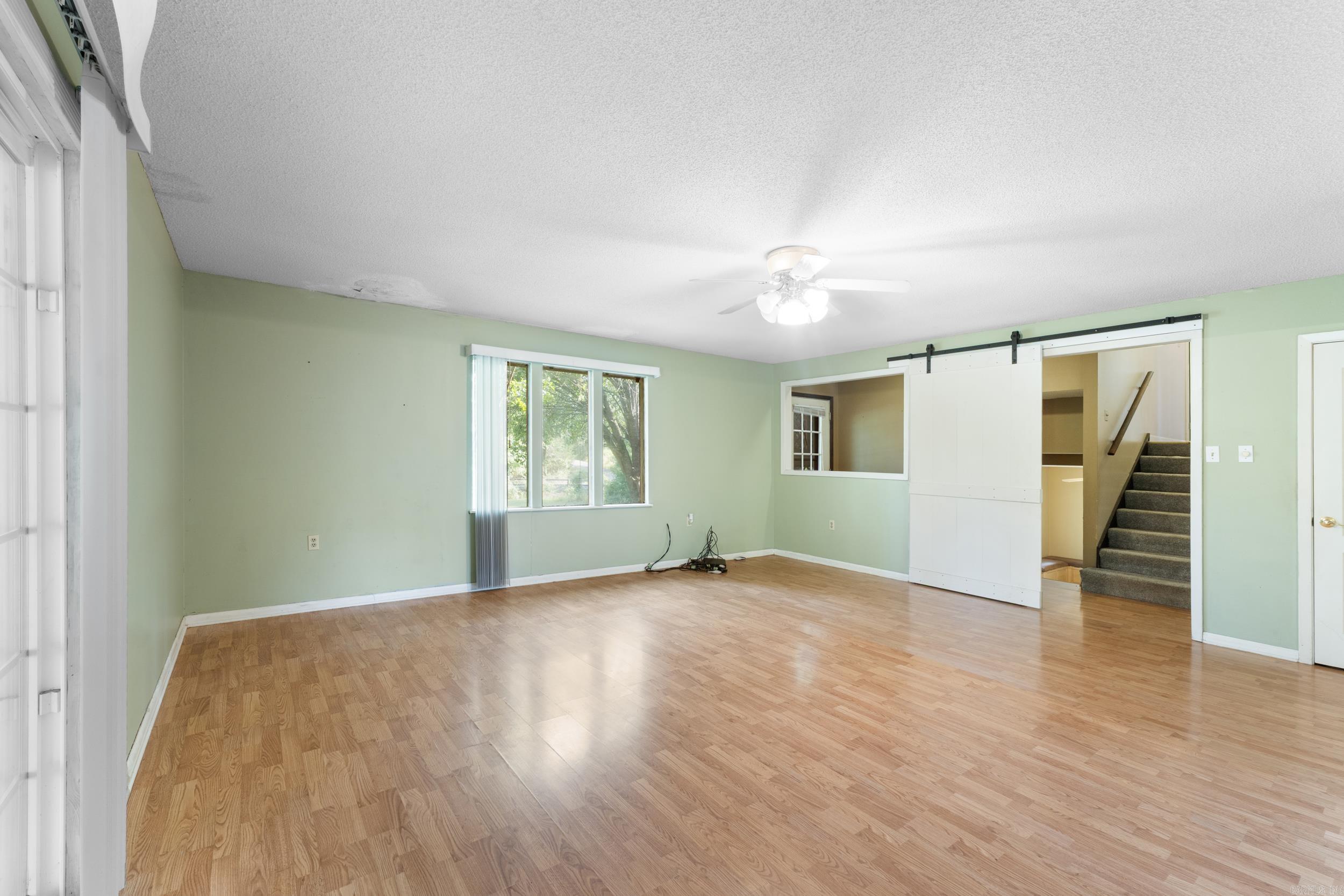 45 E Pleasant Valley Road