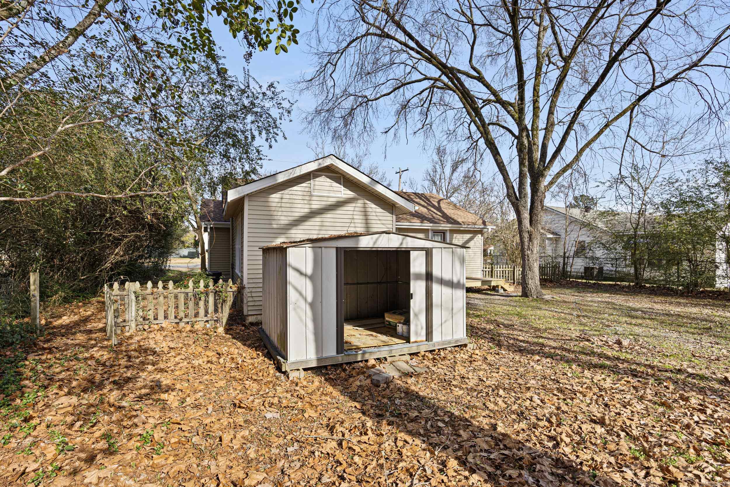 610 NE 2nd