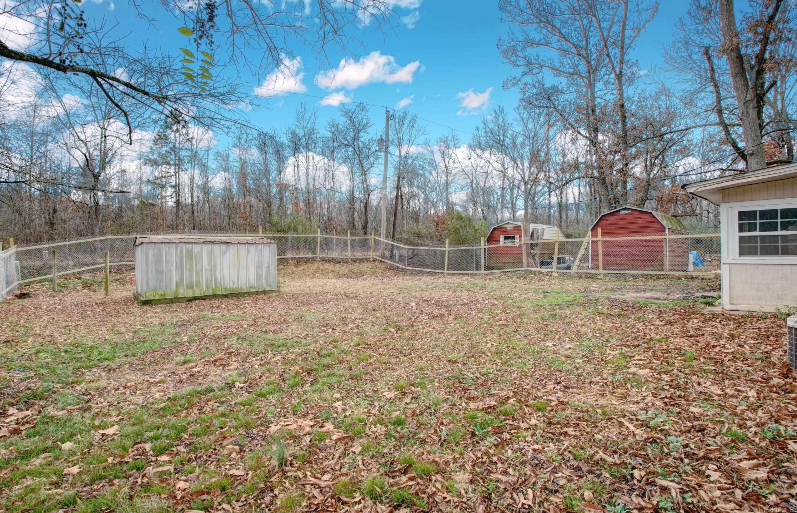 48 Parkridge Dr