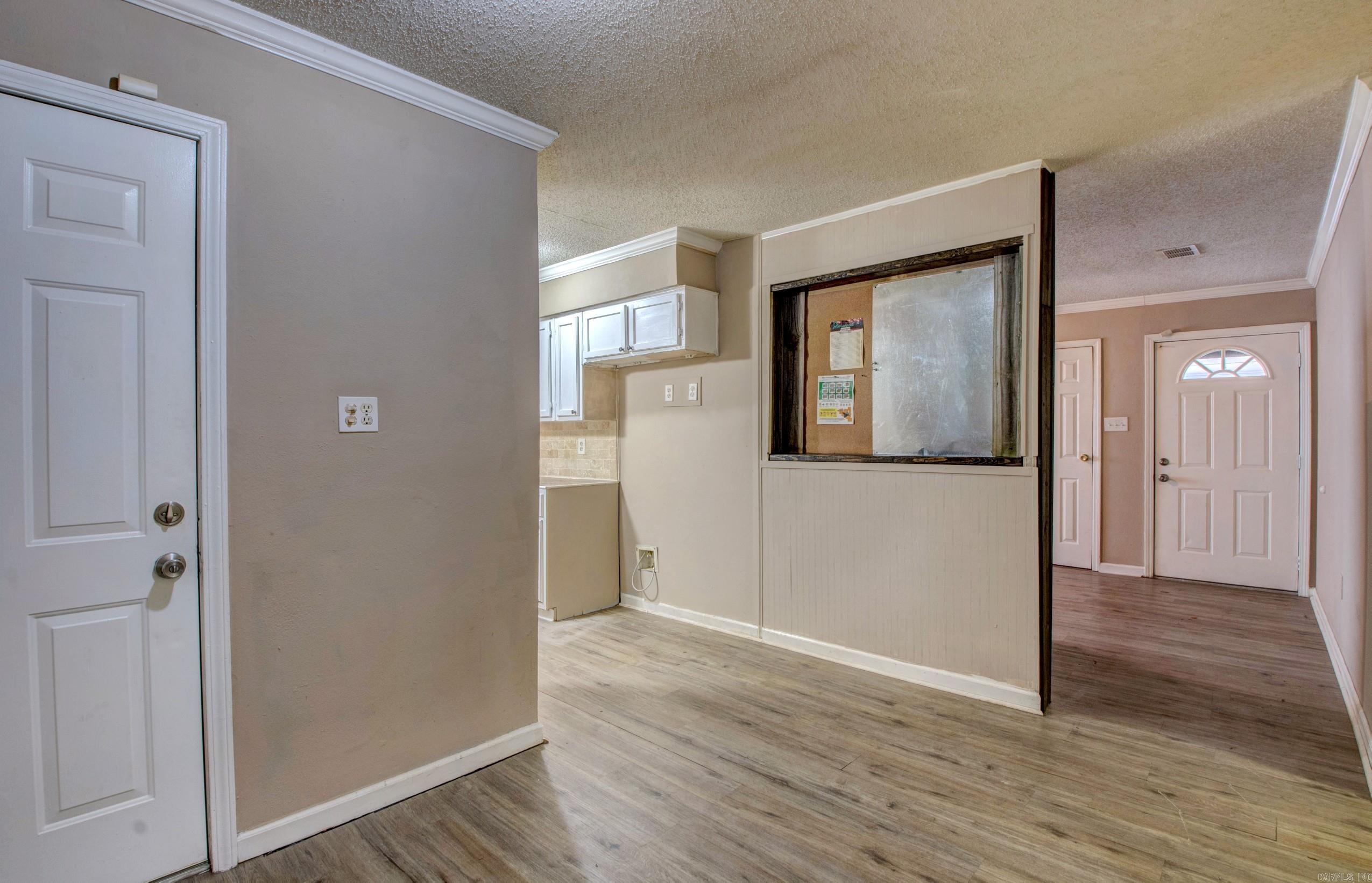 48 Parkridge Dr