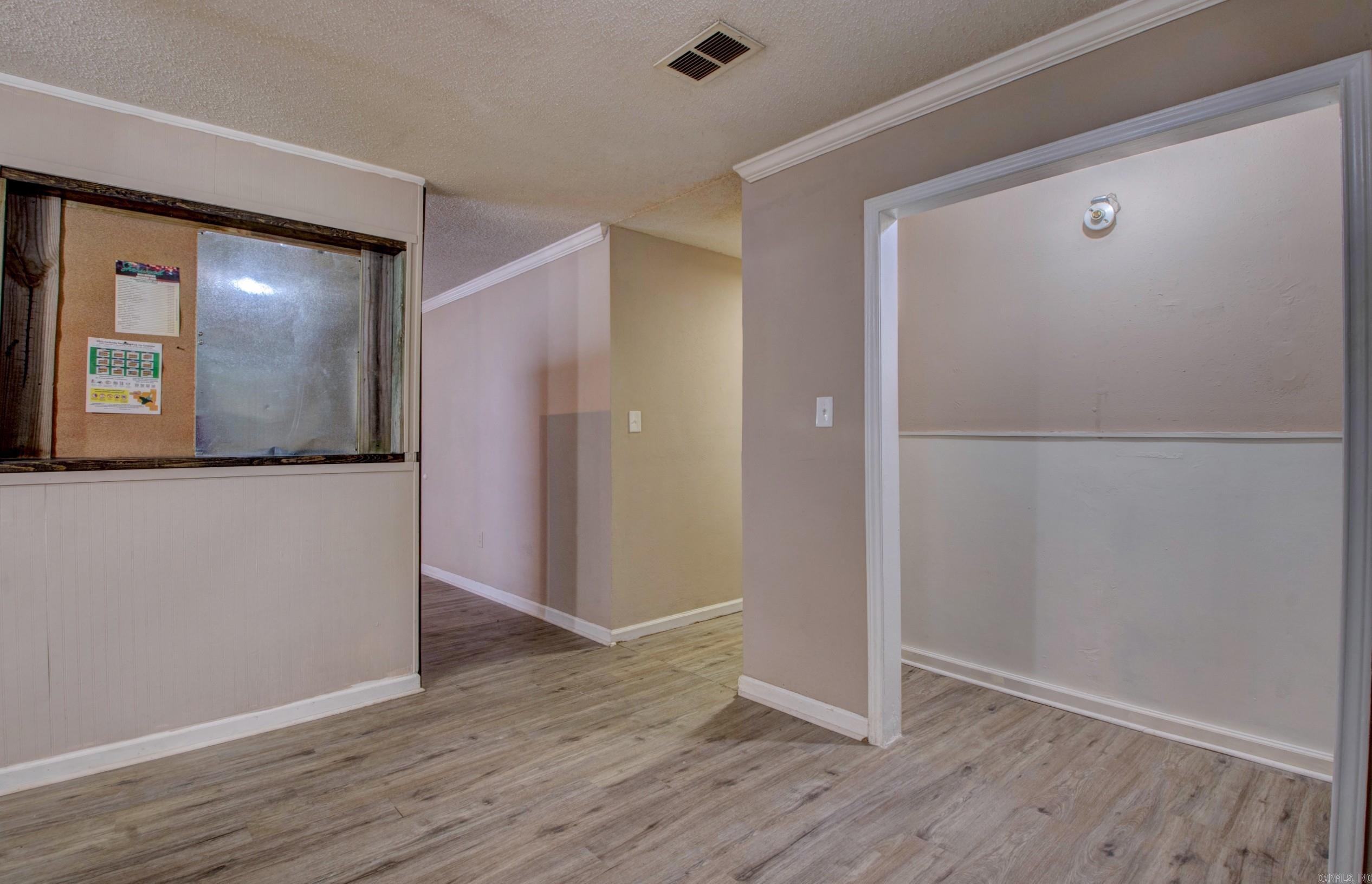 48 Parkridge Dr