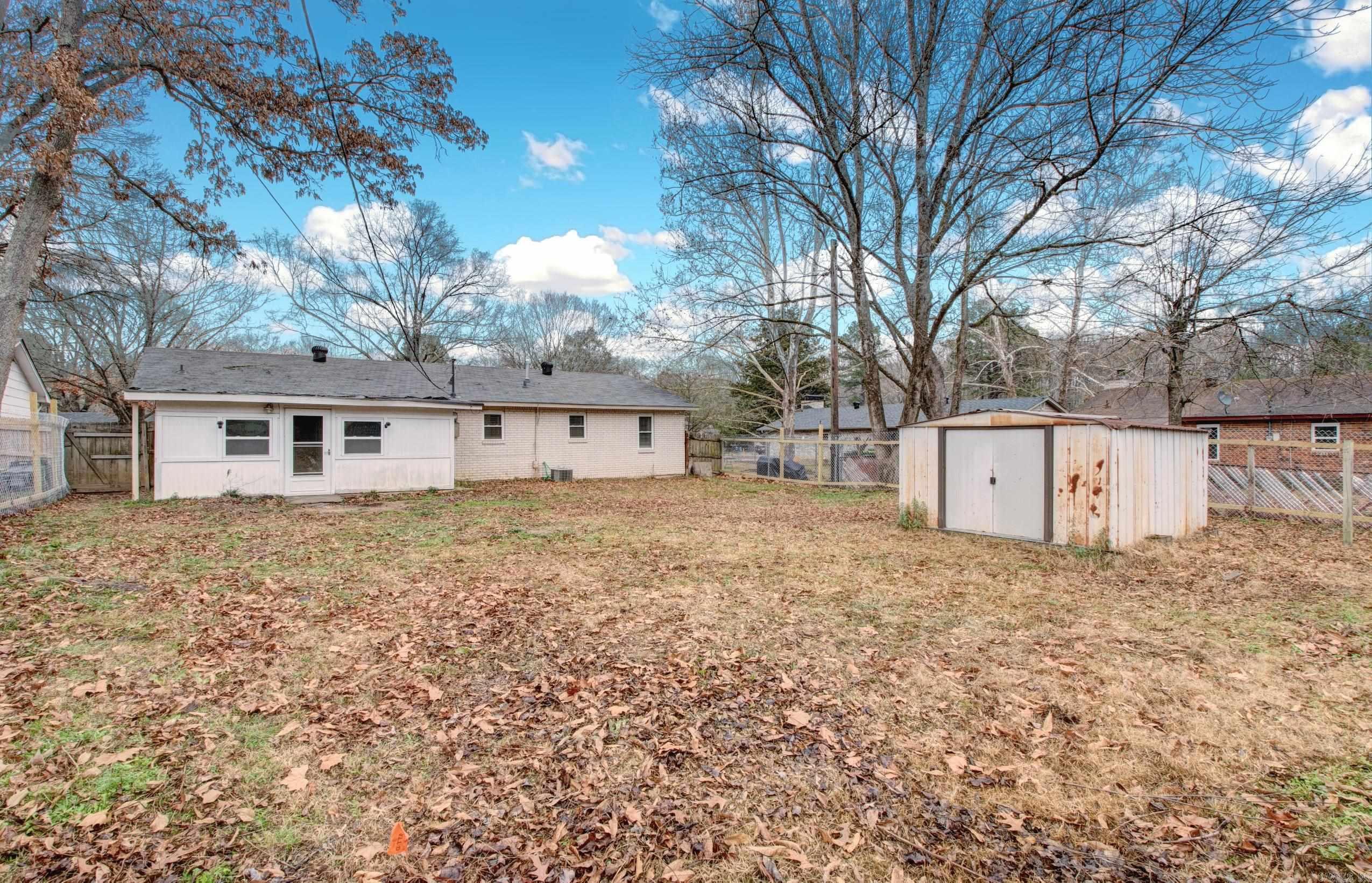 48 Parkridge Dr