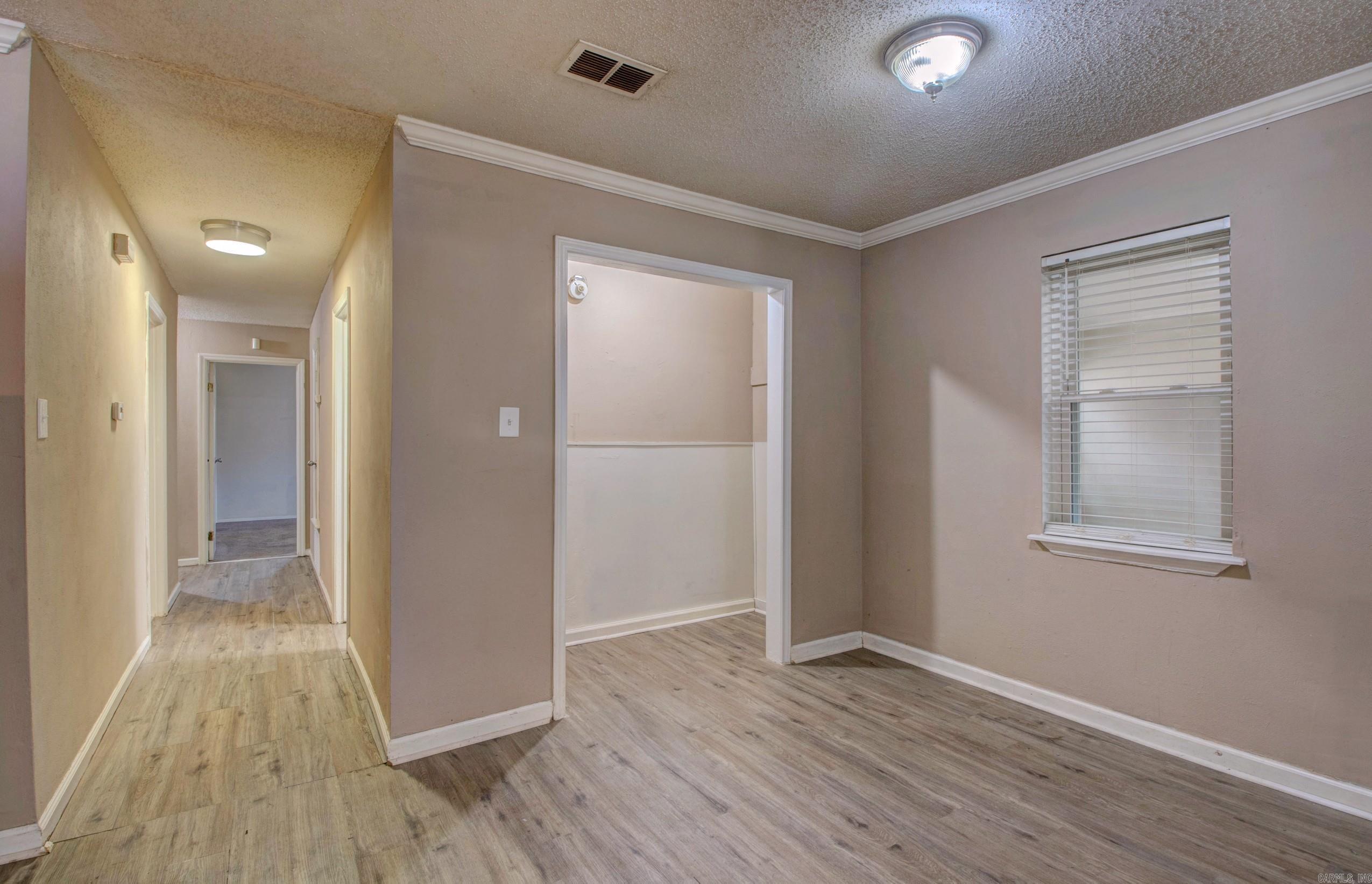 48 Parkridge Dr