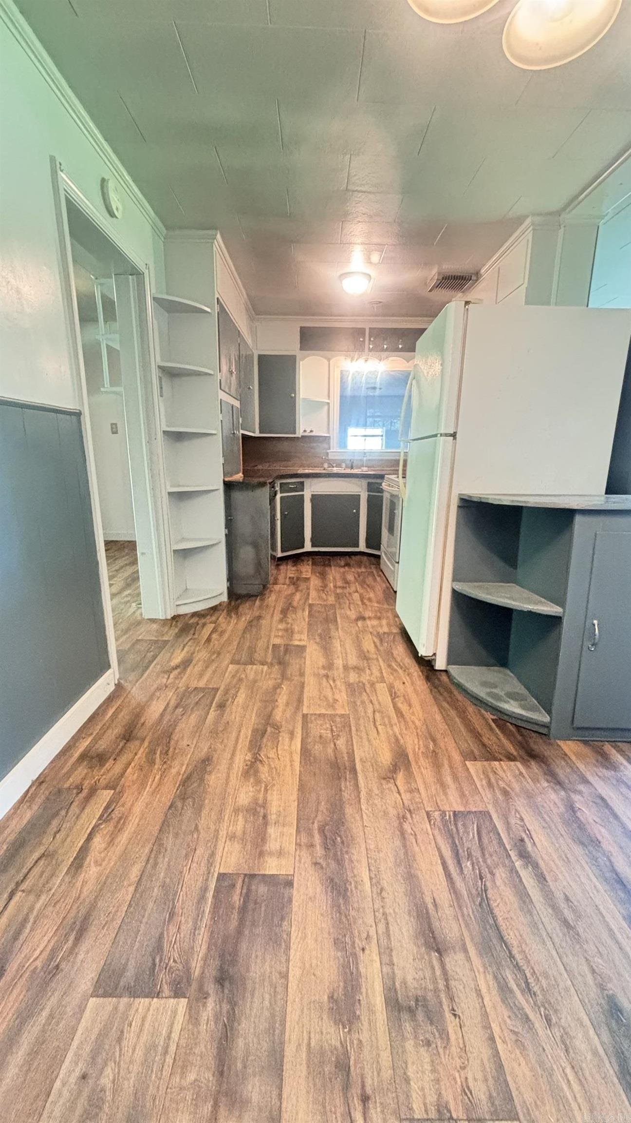 201 Grandview Heights