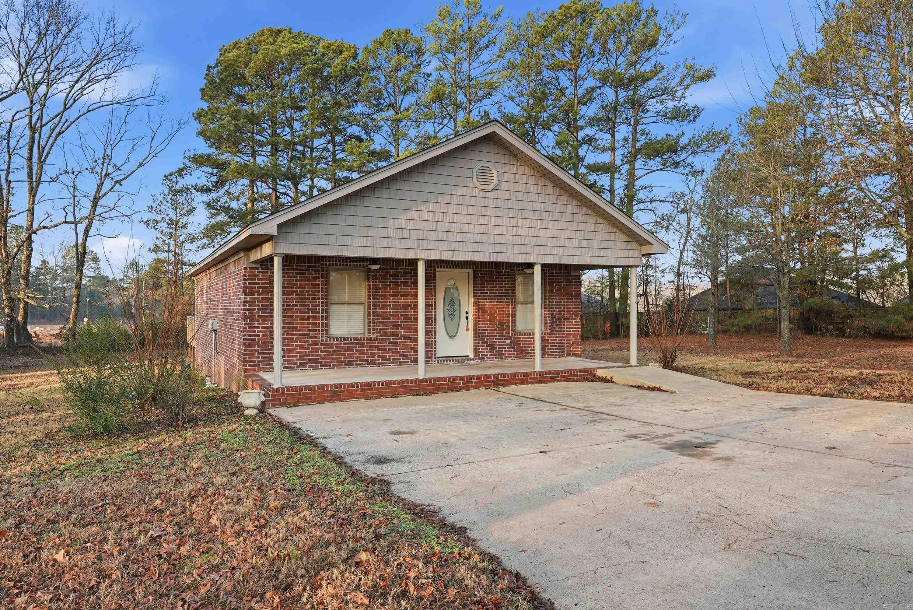 29 McClellan Drive