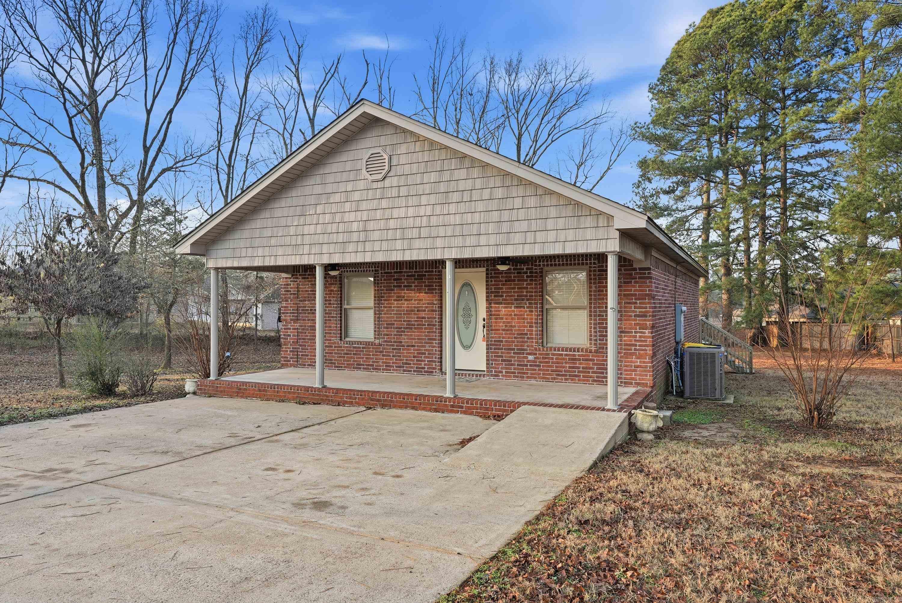 29 McClellan Drive